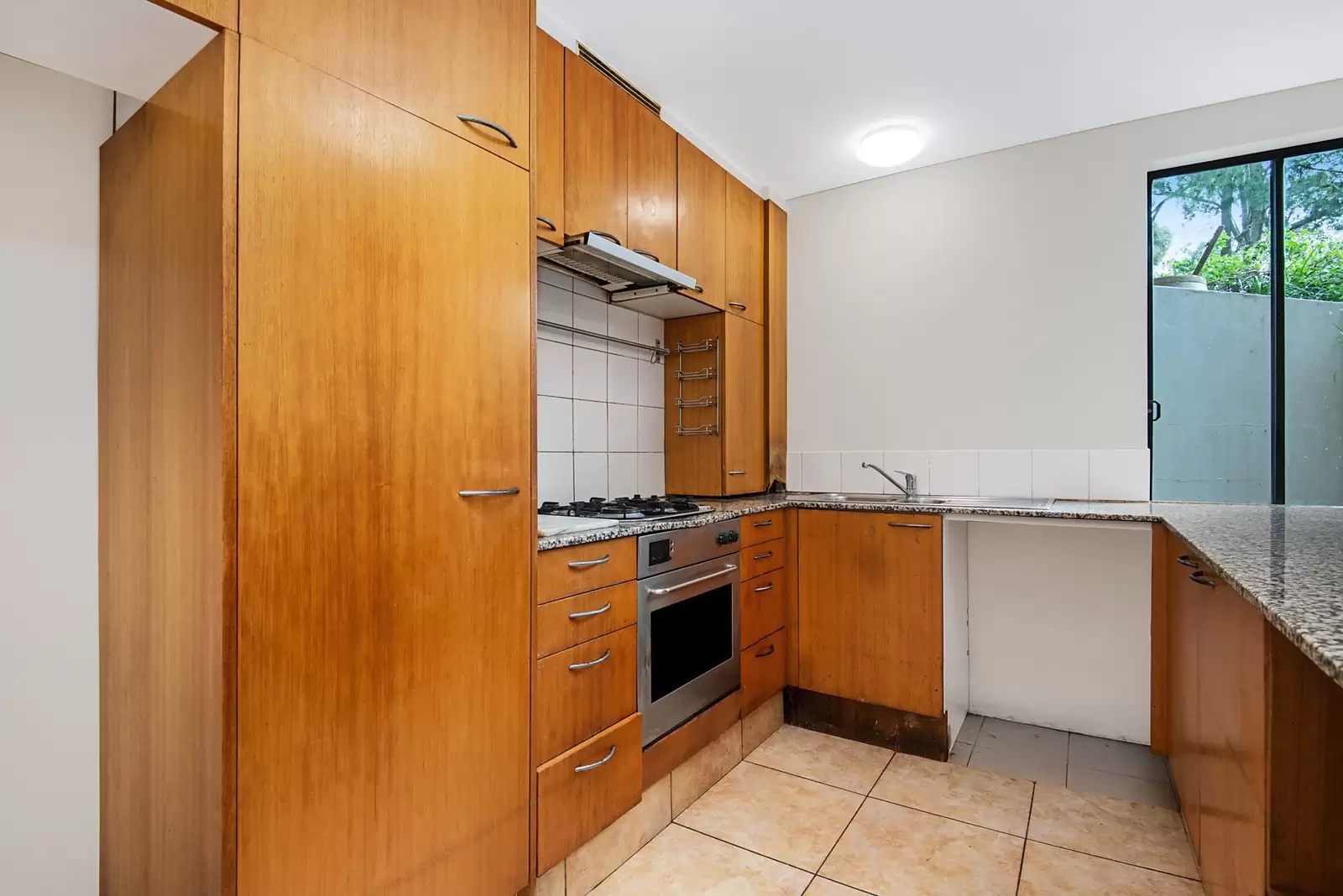 18/29-31 Cook Street, Glebe Sold by Sydney Sotheby's International Realty - image 7