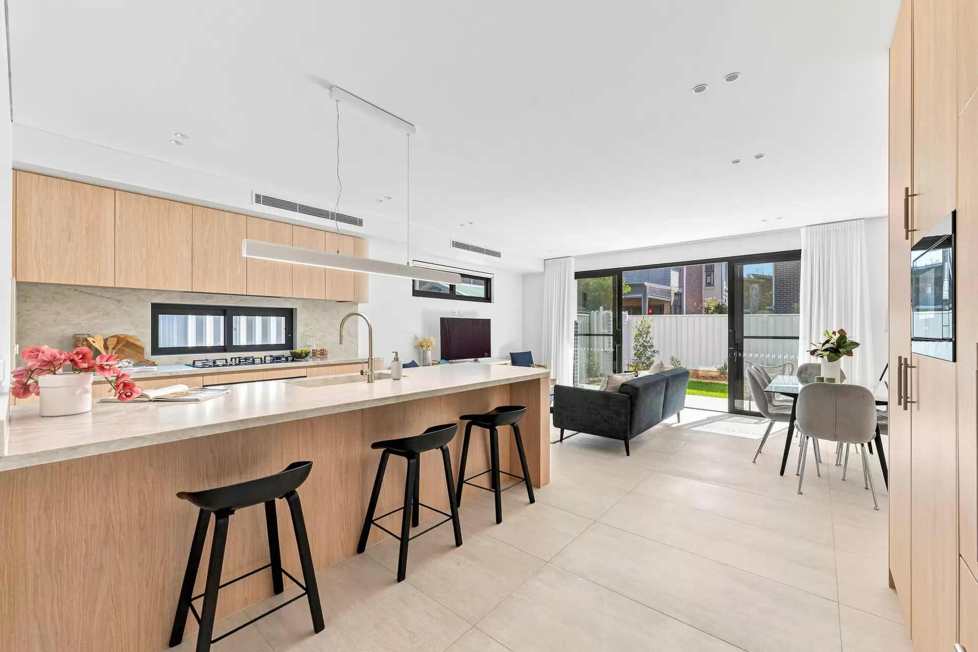 119B King Street, Mascot For Sale by Sydney Sotheby's International Realty - image 2