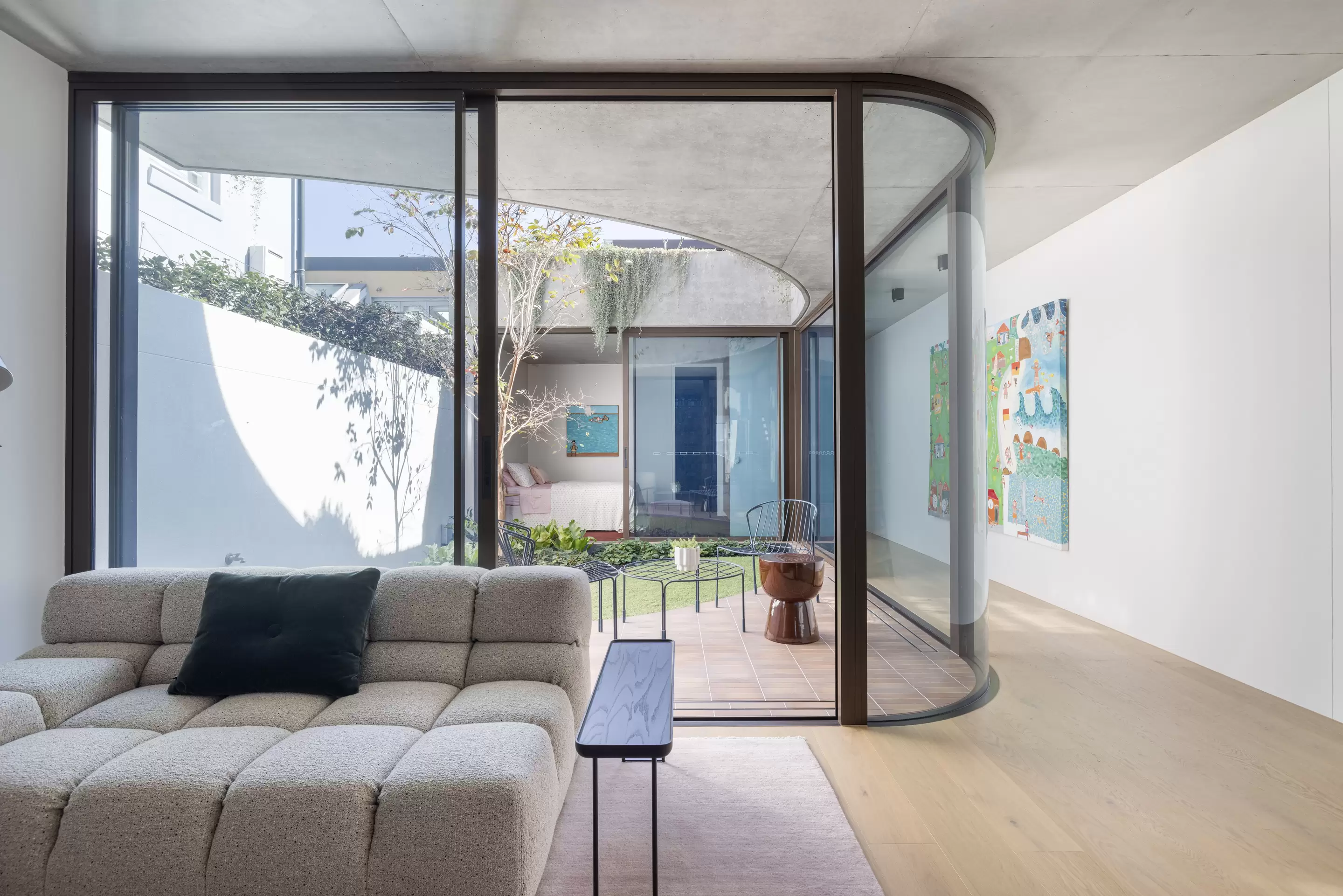 Darlinghurst Sold by Sydney Sotheby's International Realty - image 3