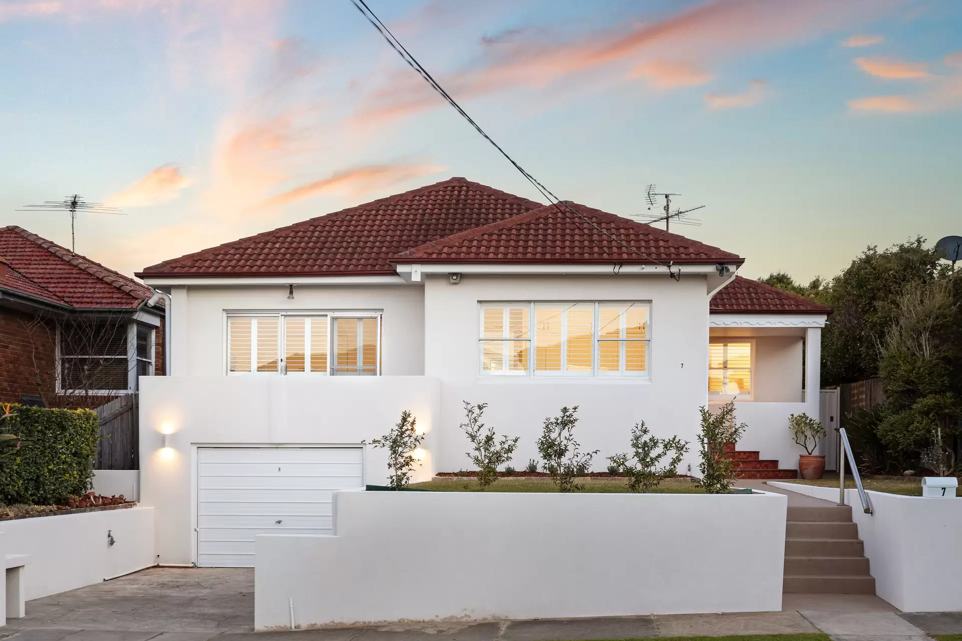 7 Nymboida Street, South Coogee Sold by Sydney Sotheby's International Realty - image 1