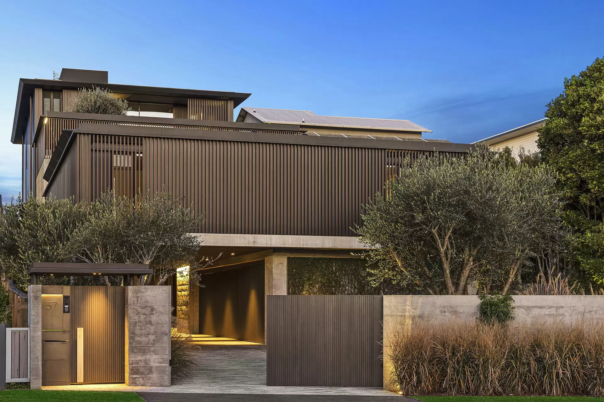 57 Ocean View Drive, Wamberal For Sale by Sydney Sotheby's International Realty - image 3