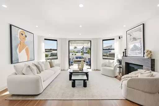 53 Gilgandra Road, North Bondi For Sale by Sydney Sotheby's International Realty