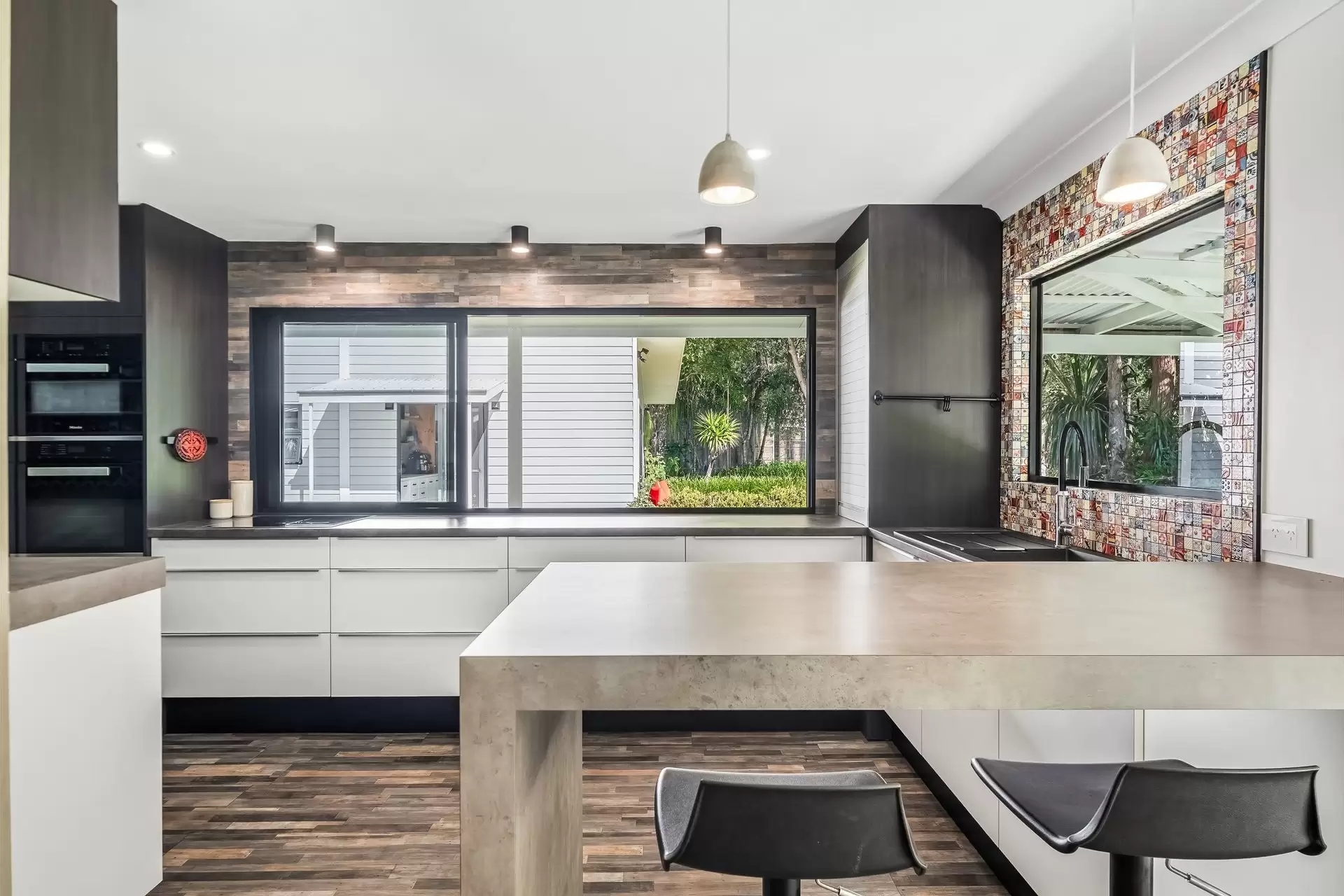 133 Tweed Street, Brunswick Heads Sold by Sydney Sotheby's International Realty - image 4