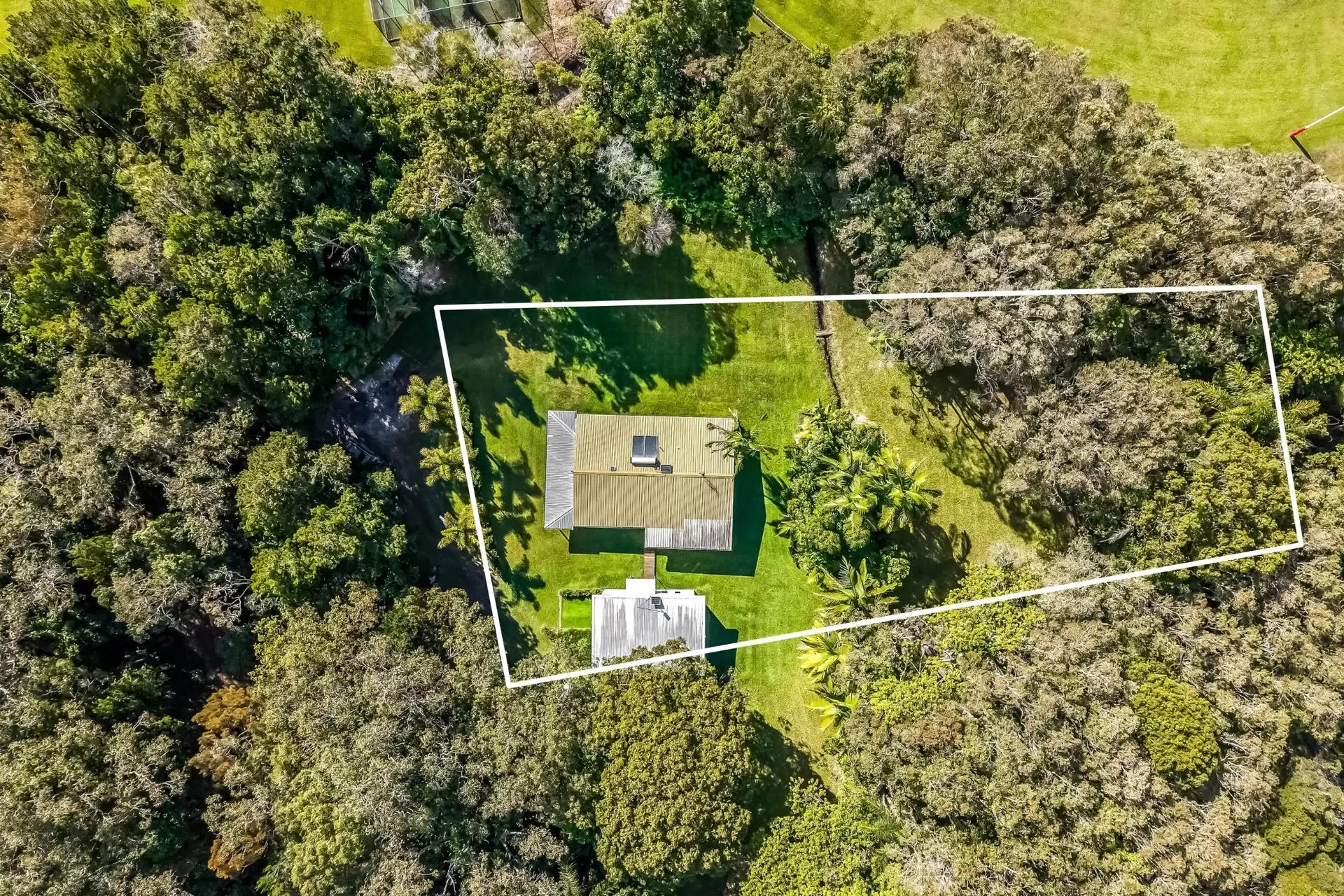 133 Tweed Street, Brunswick Heads Sold by Sydney Sotheby's International Realty - image 2