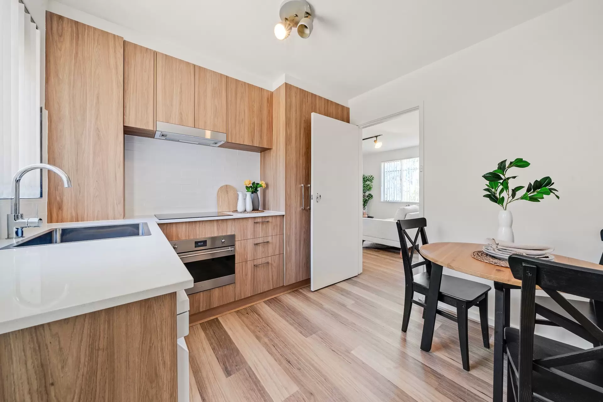 2/154 Monaro Crescent, Red Hill For Sale by Sydney Sotheby's International Realty - image 5