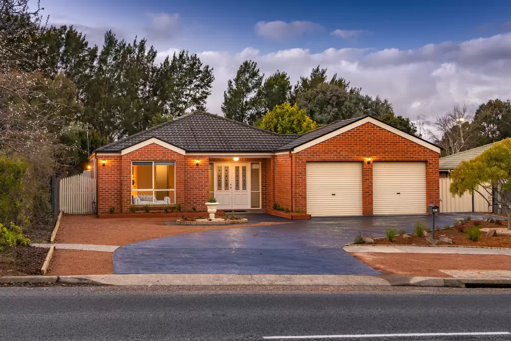114 Kelleway Avenue, Nicholls Sold by Sydney Sotheby's International Realty