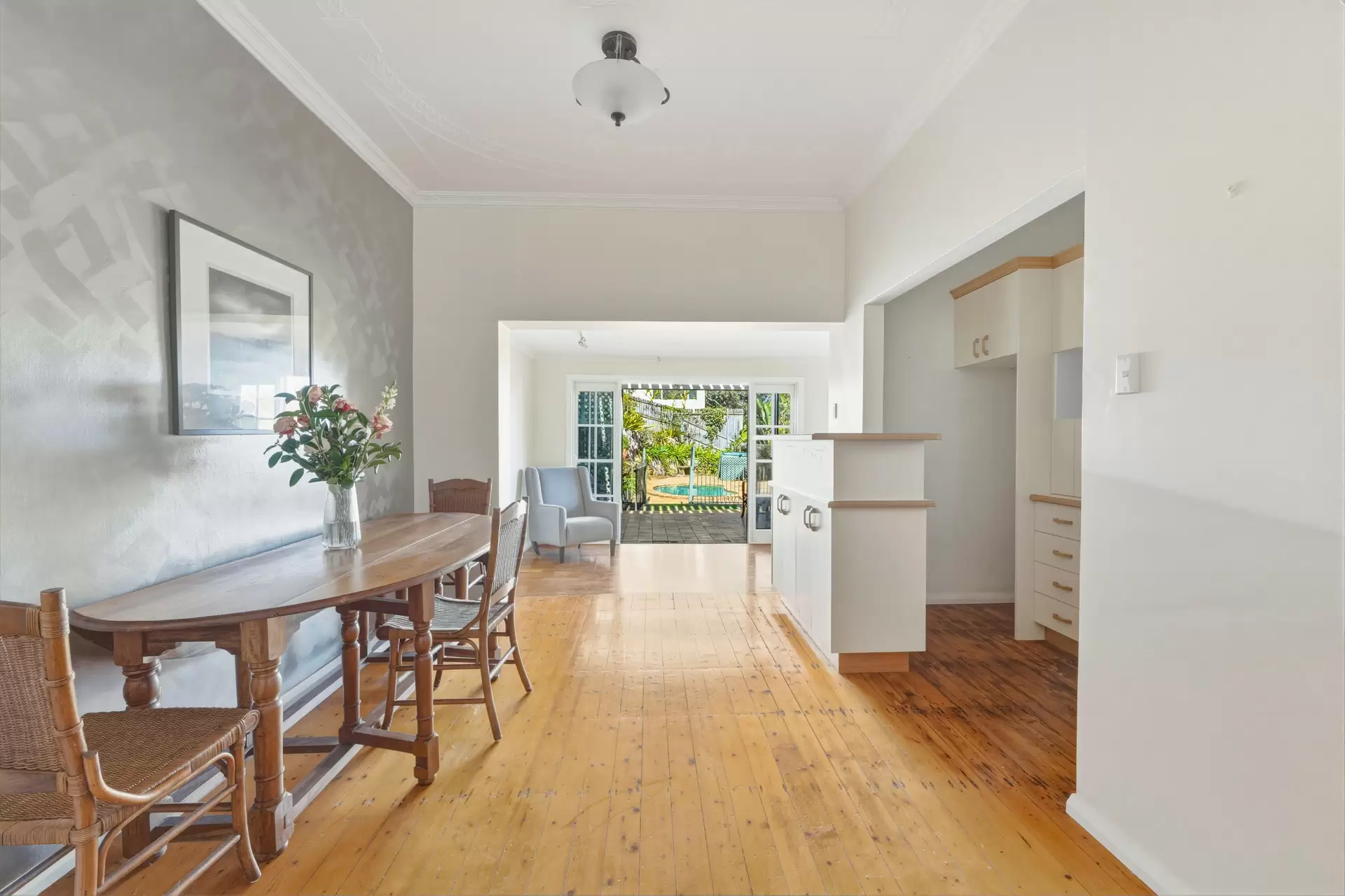 5 Ritchard Avenue, Coogee Sold by Sydney Sotheby's International Realty - image 2