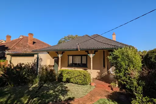 12 Robinson Street, Chatswood For Sale by Sydney Sotheby's International Realty