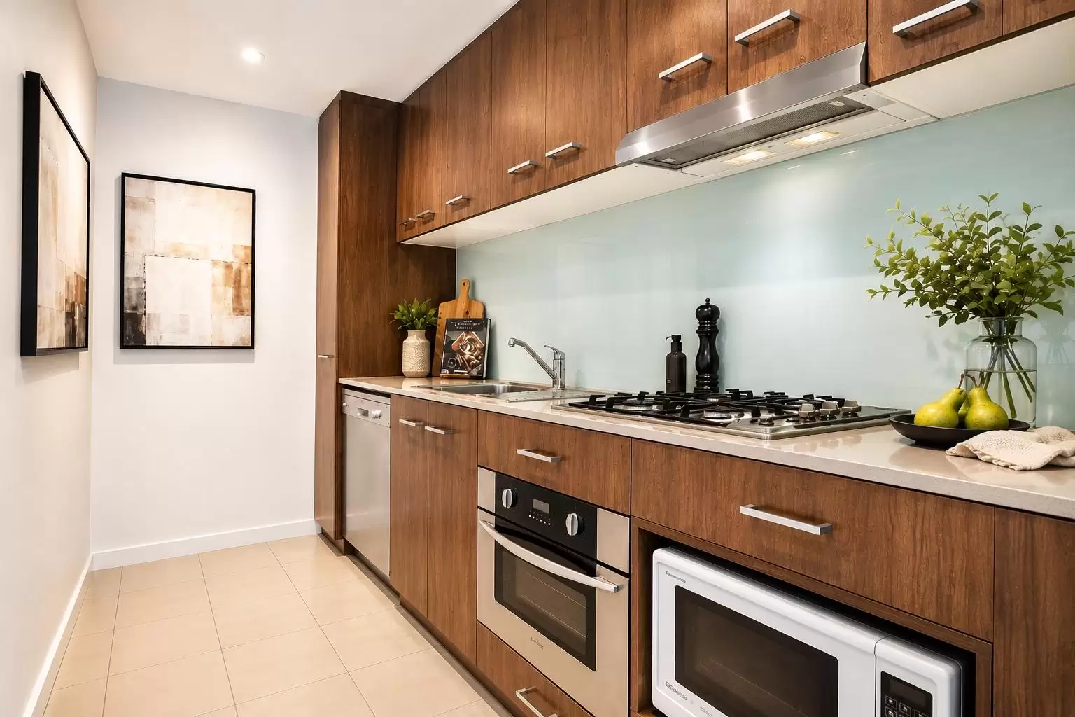 402/80 Ebley Street, Bondi Junction For Sale by Sydney Sotheby's International Realty - image 4