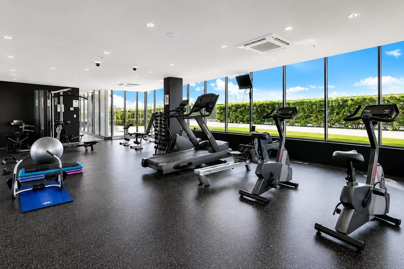 402/80 Ebley Street, Bondi Junction For Sale by Sydney Sotheby's International Realty - image 8
