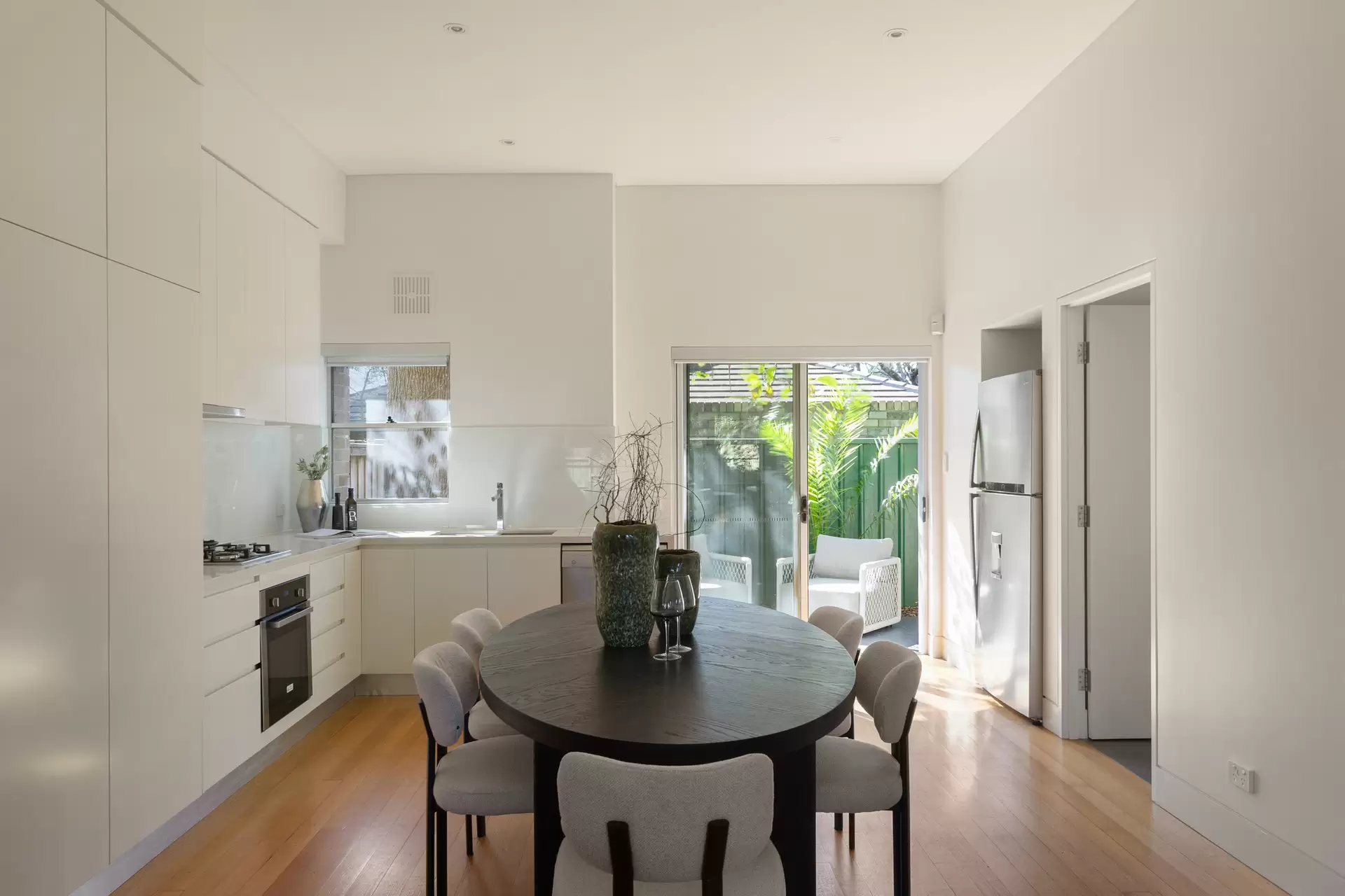 32 Douglas Street, Redfern Leased by Sydney Sotheby's International Realty - image 1