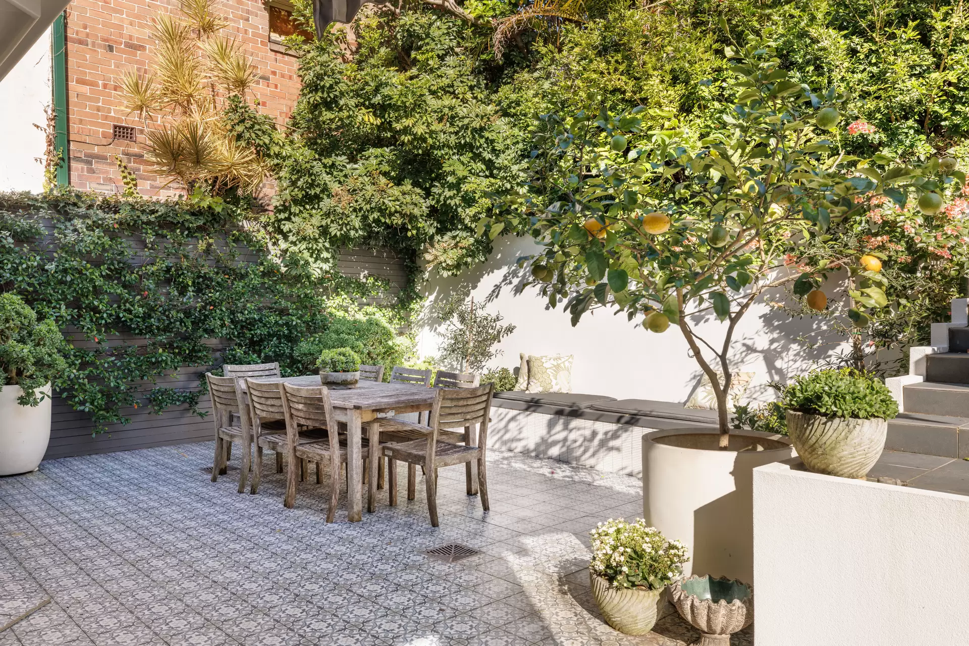 62 Edward Street, Bondi Sold by Sydney Sotheby's International Realty - image 1