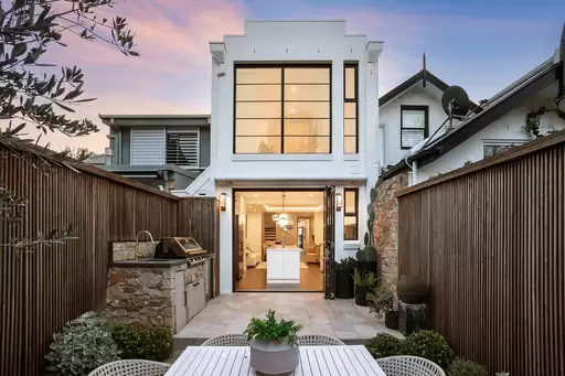 15 Pearce Street, Double Bay Sold by Sydney Sotheby's International Realty