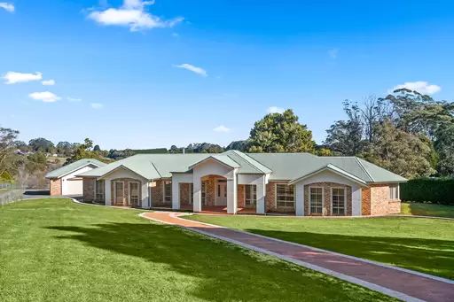 3 May Street, Robertson For Sale by Sydney Sotheby's International Realty