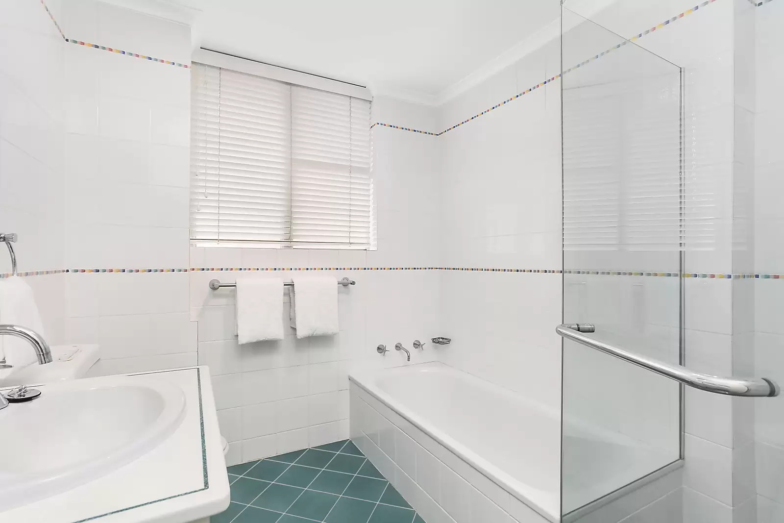 11/11-13 Ocean Avenue, Double Bay Sold by Sydney Sotheby's International Realty - image 6