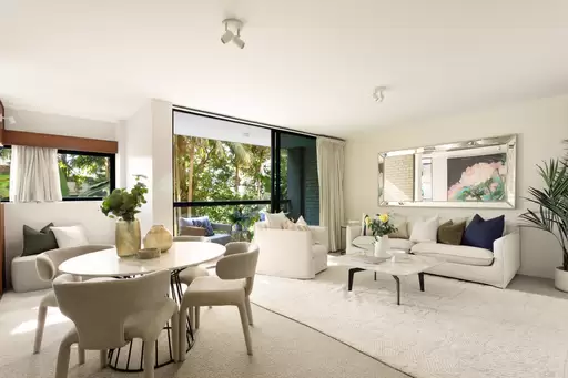 9/351 Edgecliff Road, Edgecliff Sold by Sydney Sotheby's International Realty