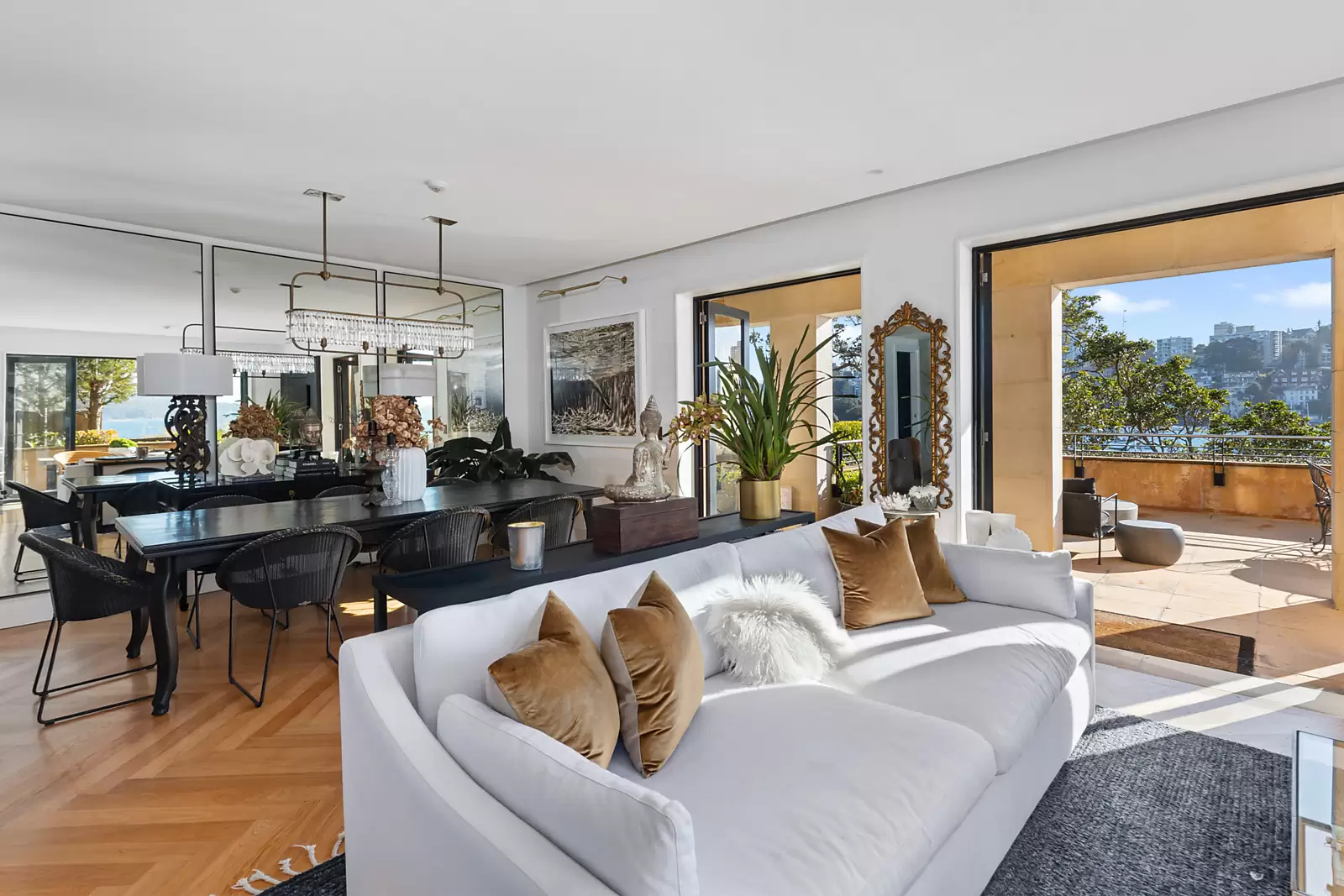 1/11 Gladswood Gardens, Double Bay For Sale by Sydney Sotheby's International Realty - image 8