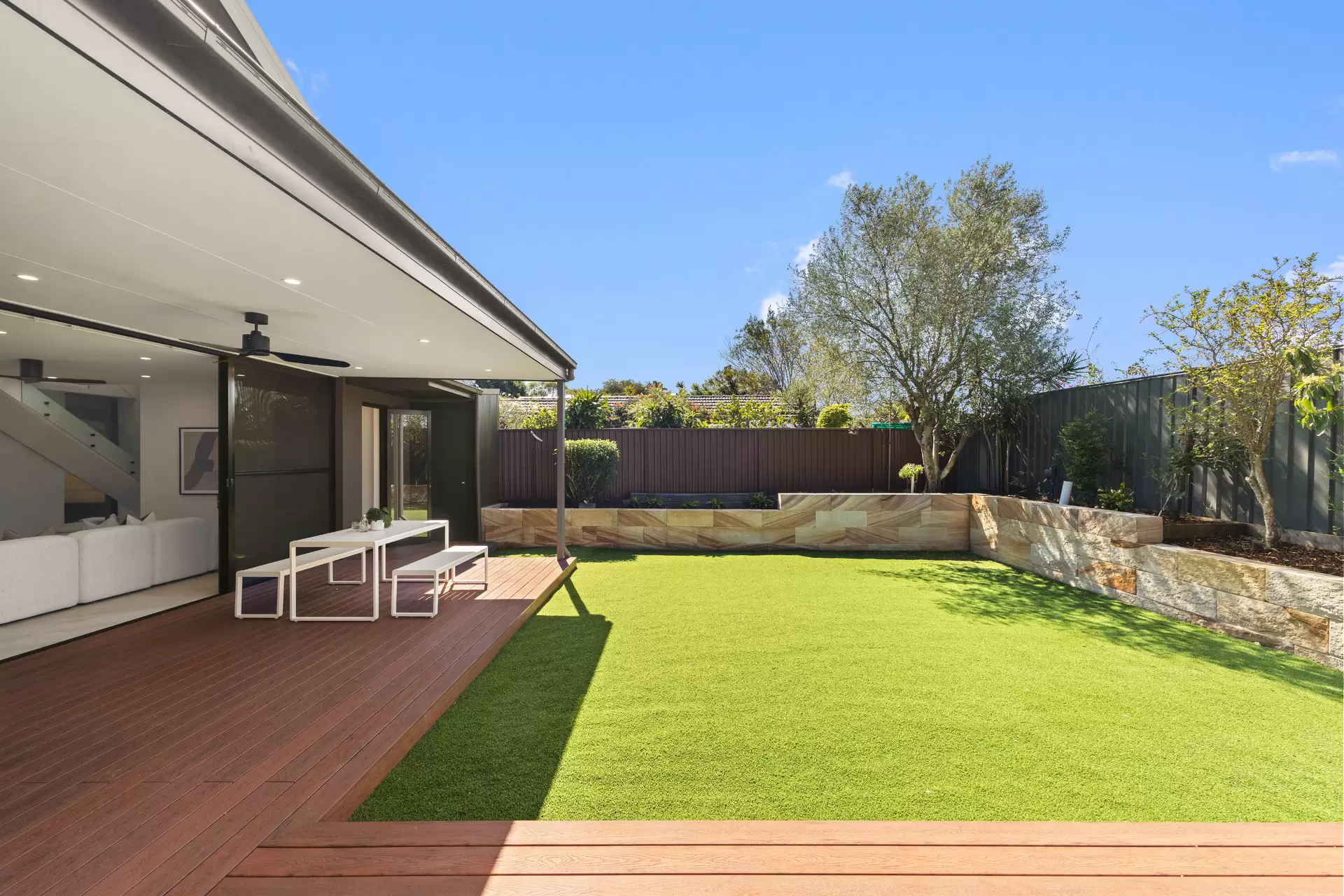 27 Bannerman Crescent, Rosebery Sold by Sydney Sotheby's International Realty - image 4