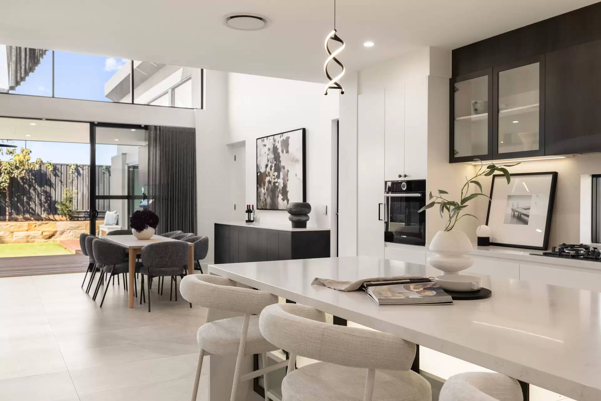 27 Bannerman Crescent, Rosebery Sold by Sydney Sotheby's International Realty - image 2