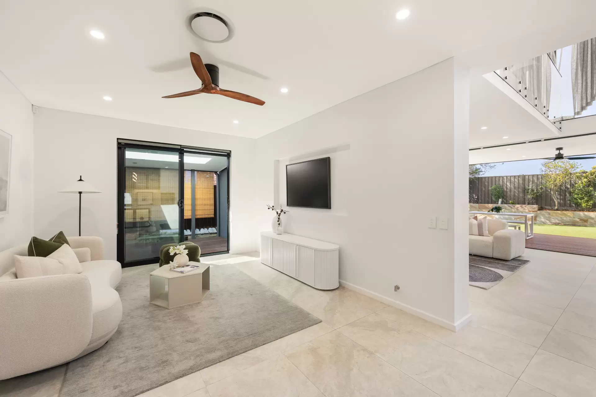 27 Bannerman Crescent, Rosebery Sold by Sydney Sotheby's International Realty - image 11
