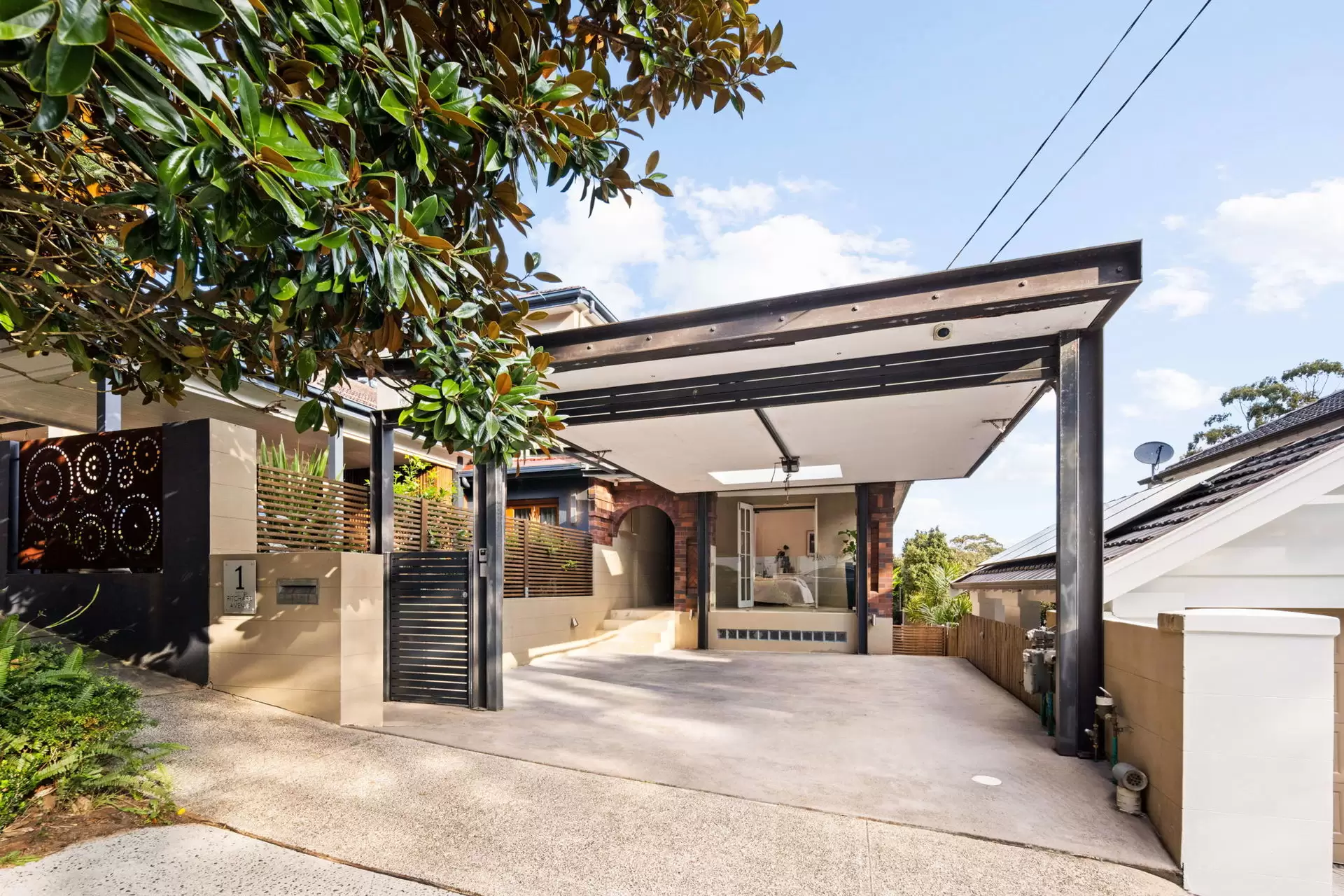 1 Ritchard Avenue, Coogee Sold by Sydney Sotheby's International Realty - image 3