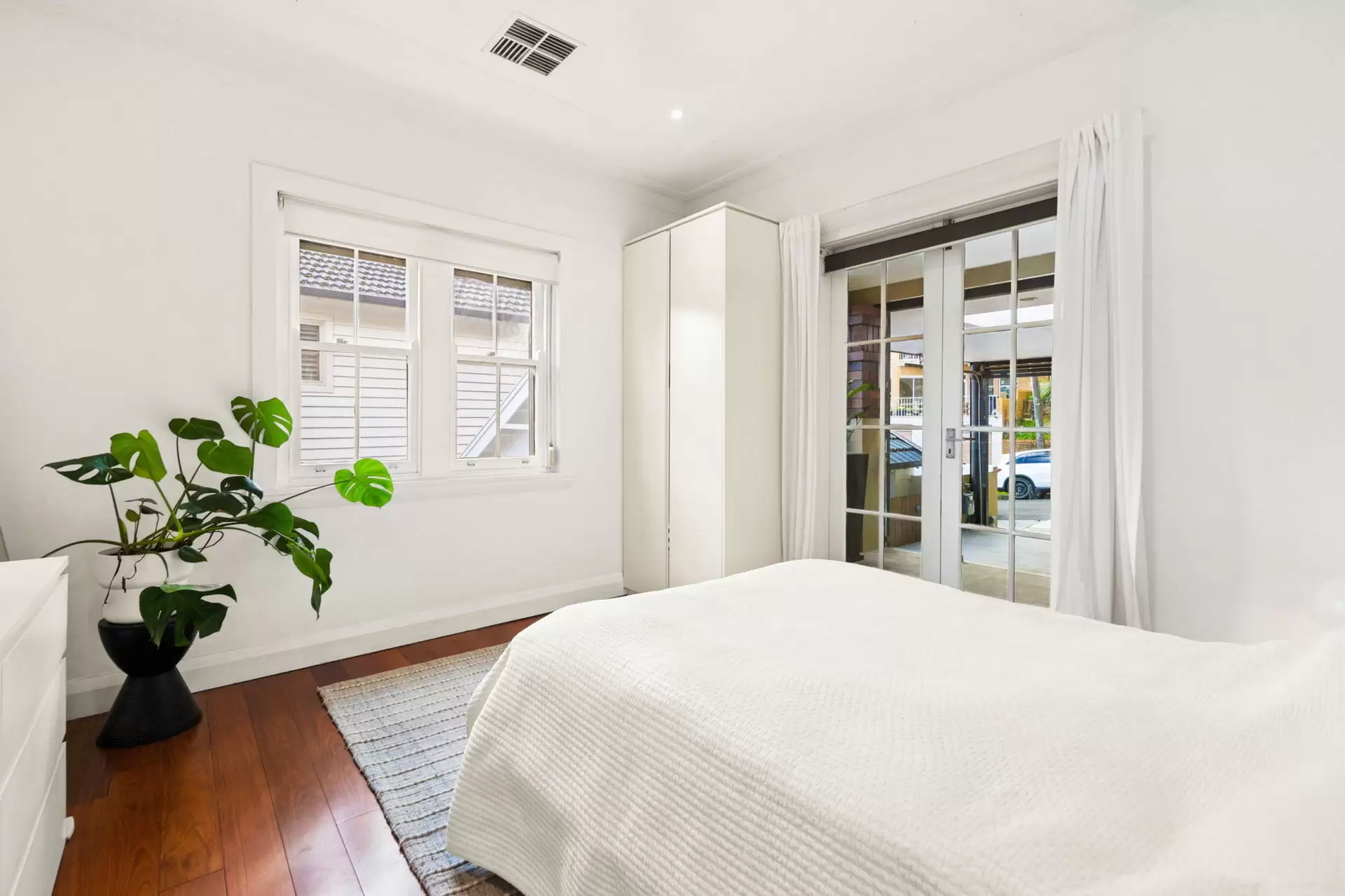 1 Ritchard Avenue, Coogee Sold by Sydney Sotheby's International Realty - image 9