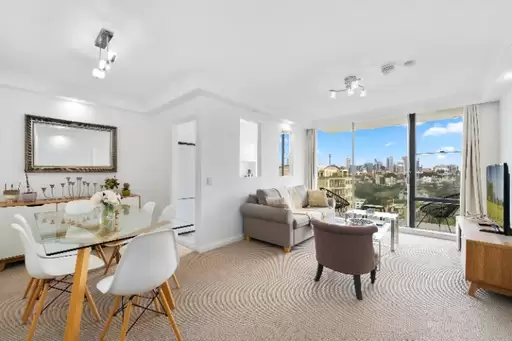 6b/3-17 Darling Point Road, Darling Point Leased by Sydney Sotheby's International Realty