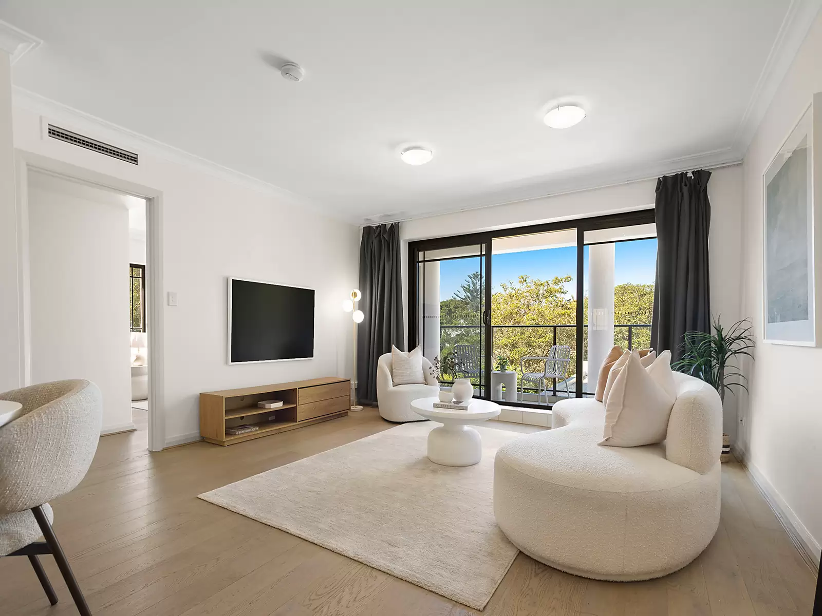 6/48-50 Birriga Road, Bellevue Hill Sold by Sydney Sotheby's International Realty - image 1
