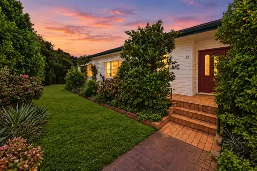 26 Mirrabooka Crescent, Little Bay For Sale by Sydney Sotheby's International Realty