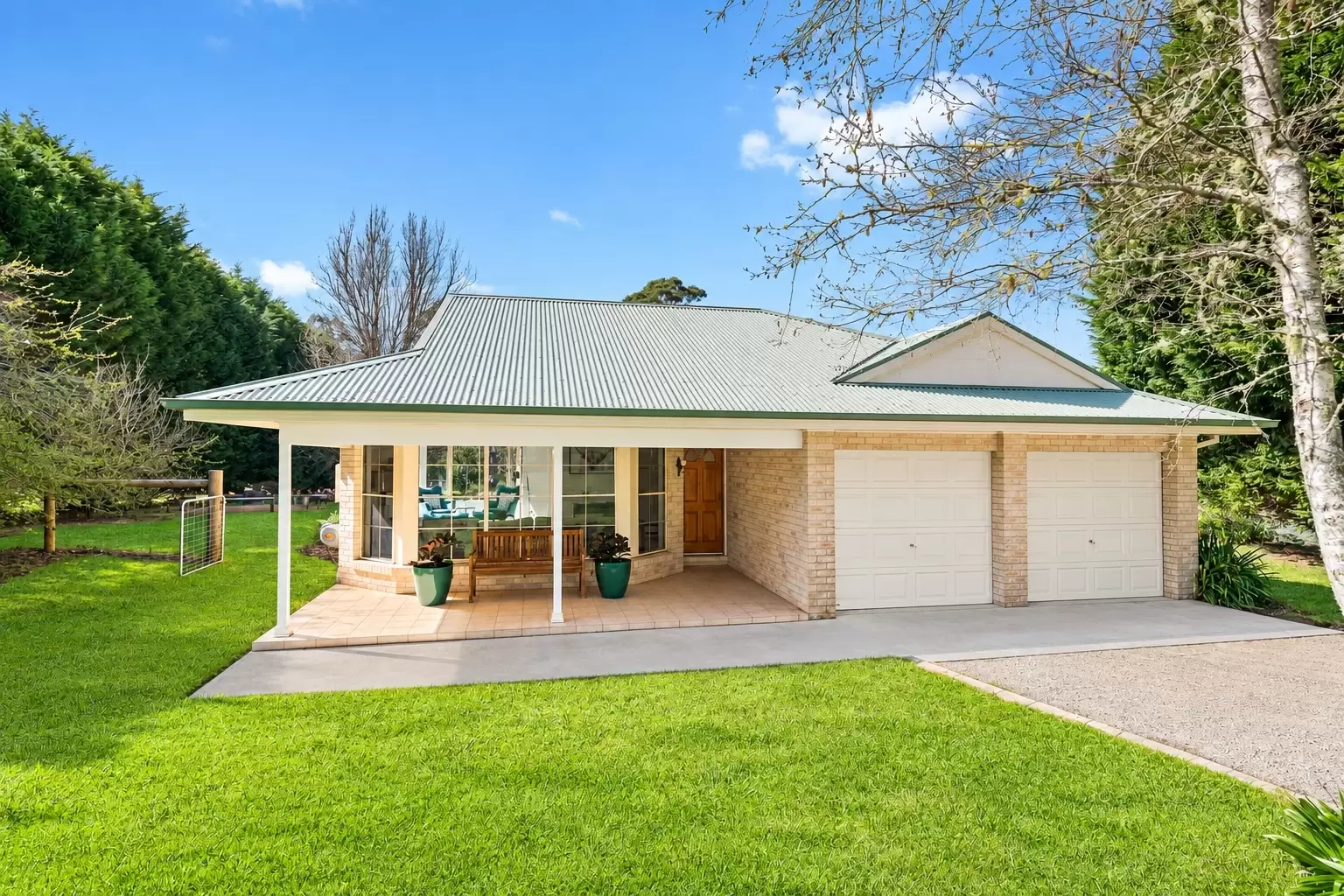 37 May Street, Robertson For Sale by Sydney Sotheby's International Realty - image 1