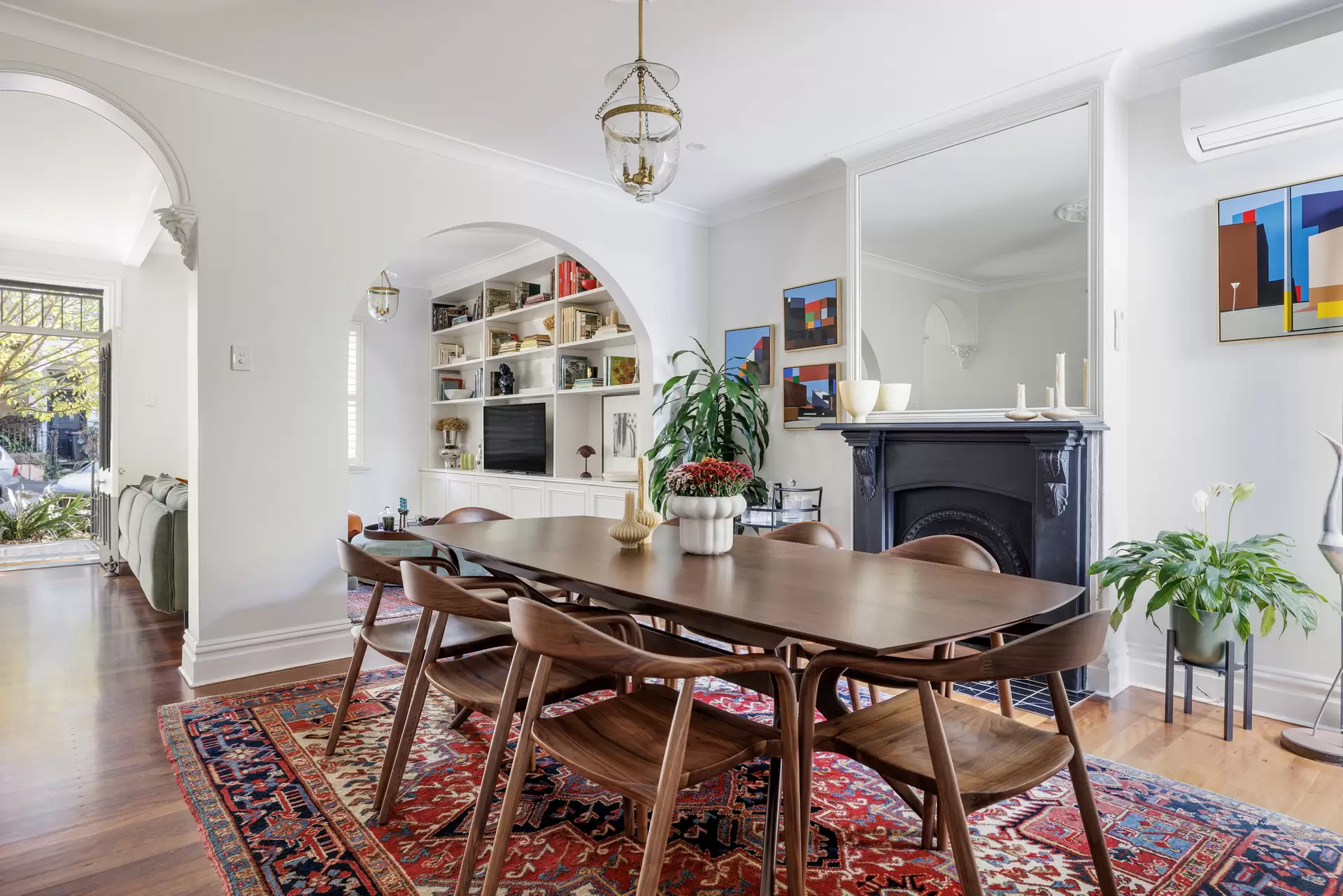 29 Ormond Street, Paddington Leased by Sydney Sotheby's International Realty - image 1