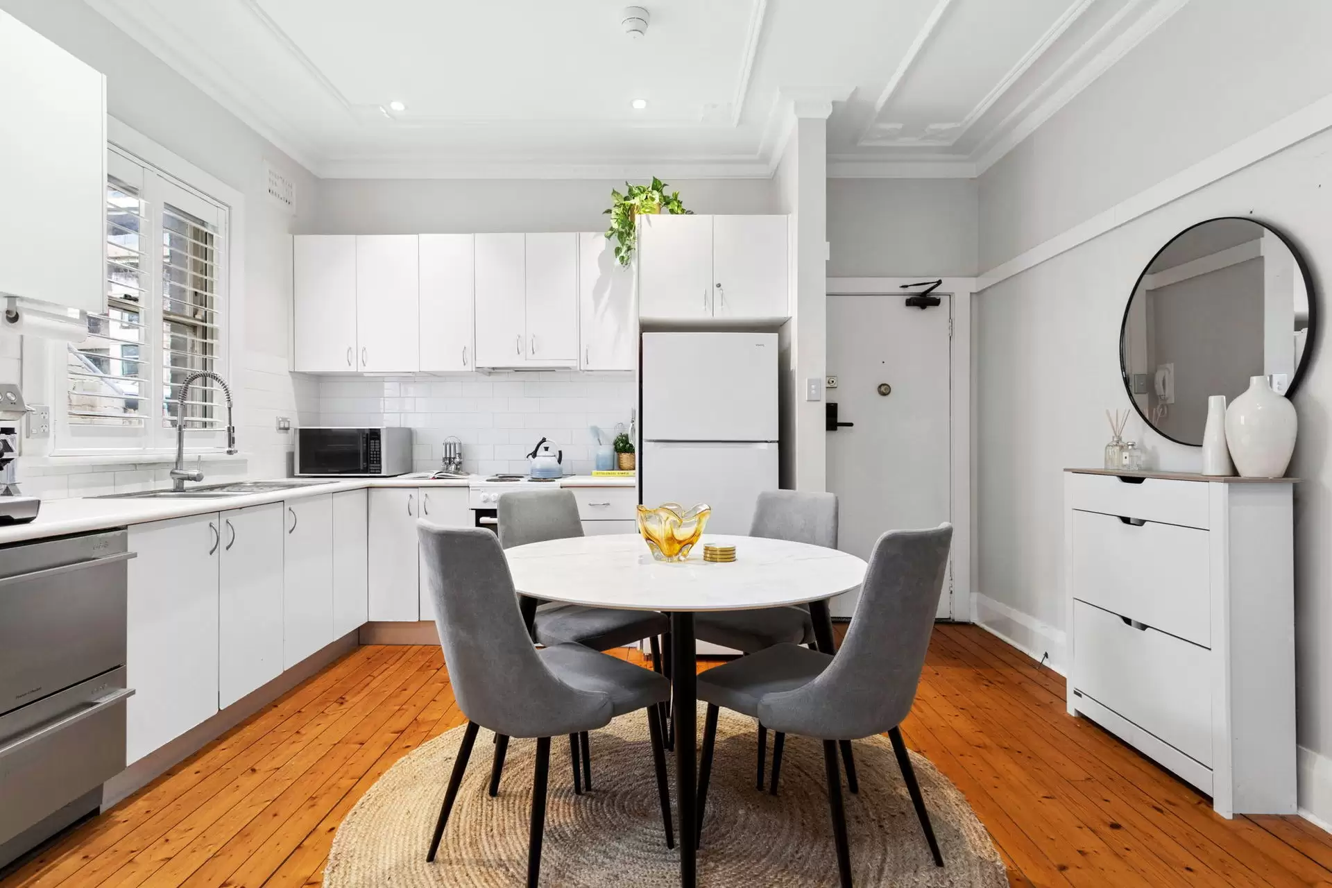 10/453 Glenmore Road, Edgecliff Sold by Sydney Sotheby's International Realty - image 3
