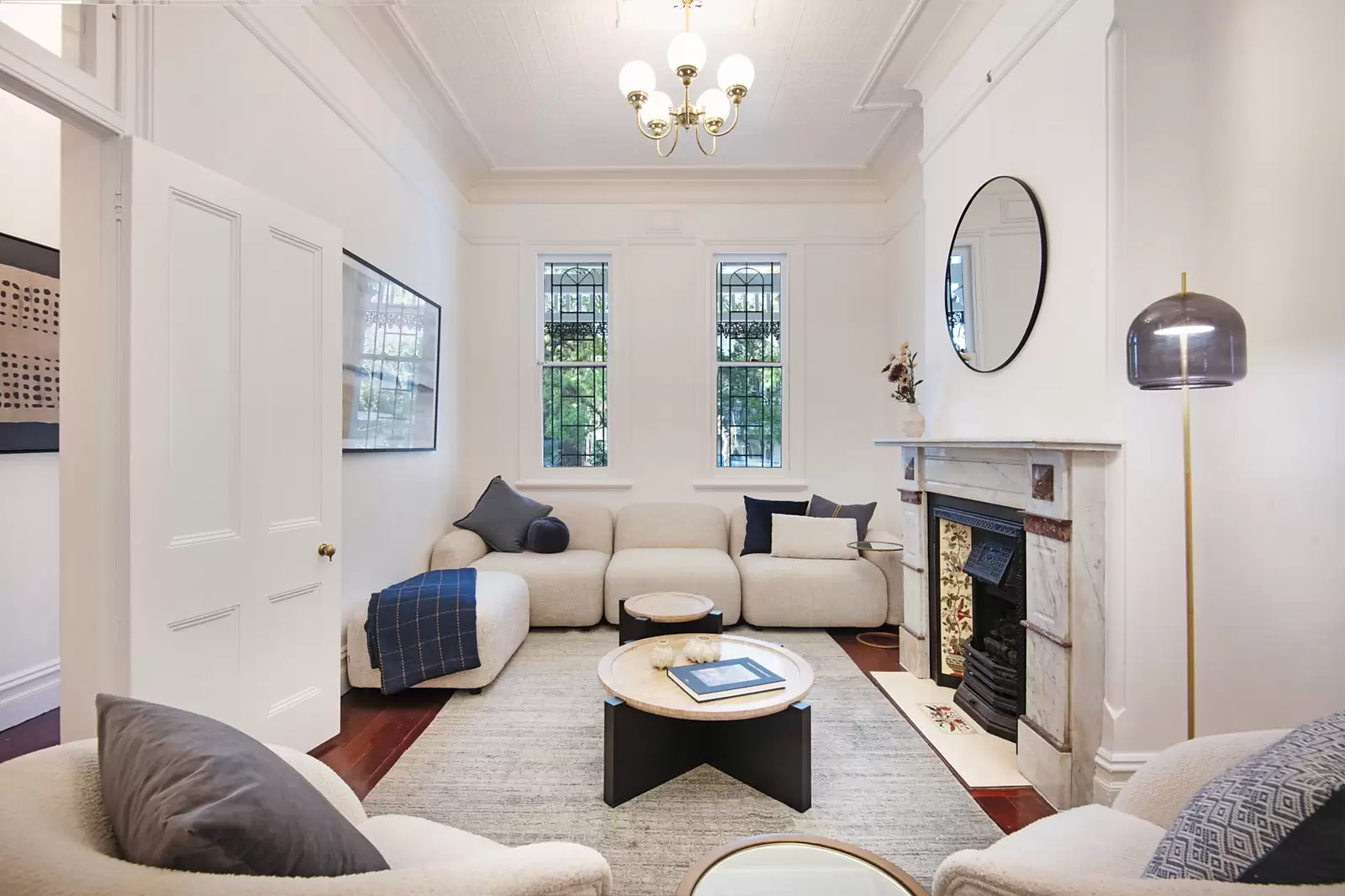 172 Glebe Point Road, Glebe For Sale by Sydney Sotheby's International Realty - image 2
