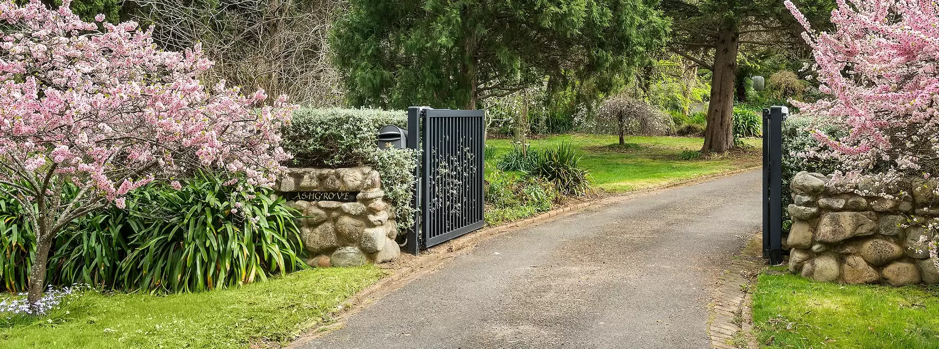 36 Eridge Park Road, Burradoo For Sale by Sydney Sotheby's International Realty - image 1