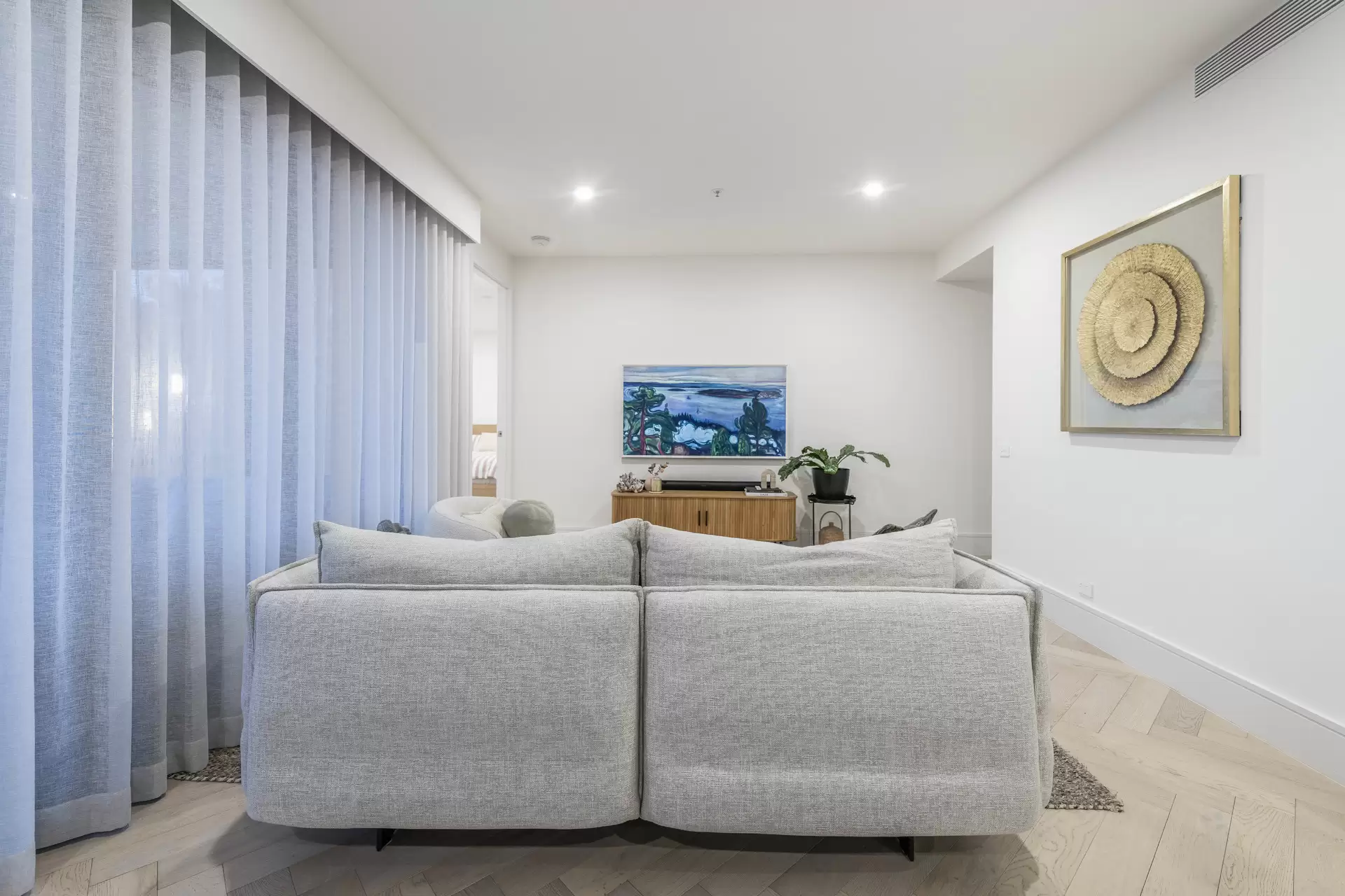 11/5 Lady Nelson Place, Red Hill For Sale by Sydney Sotheby's International Realty - image 7