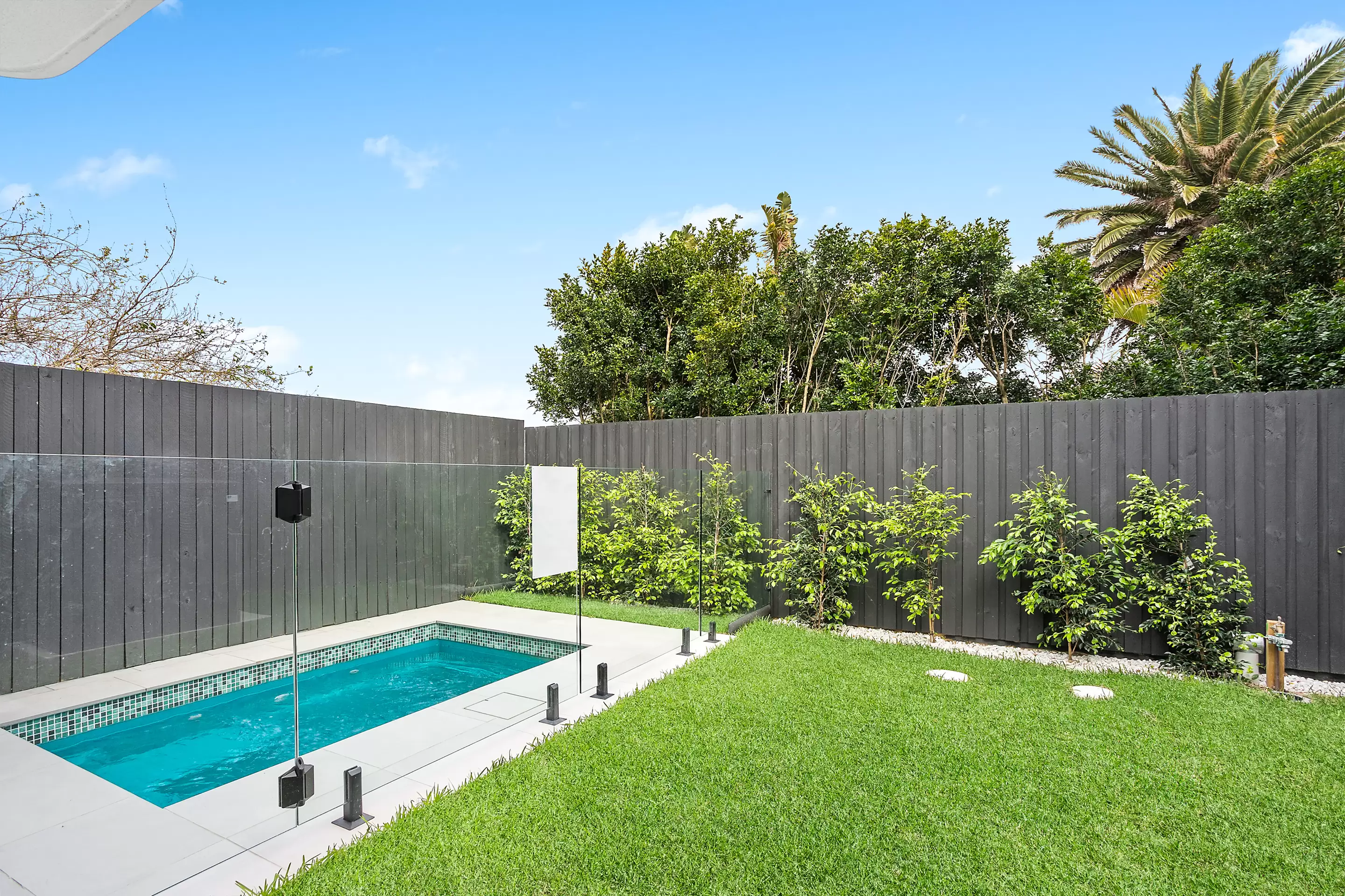 2 Andrew Street, Clovelly Auction by Sydney Sotheby's International Realty - image 2