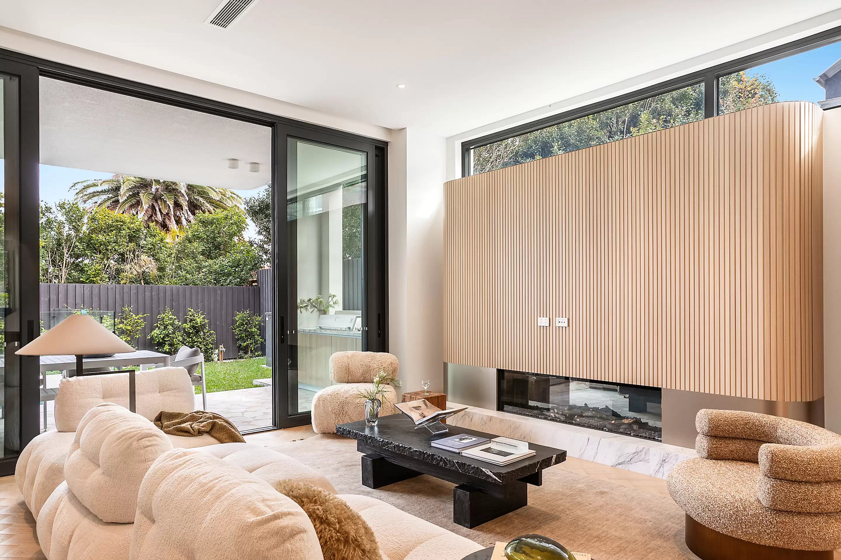 2 Andrew Street, Clovelly Auction by Sydney Sotheby's International Realty - image 4