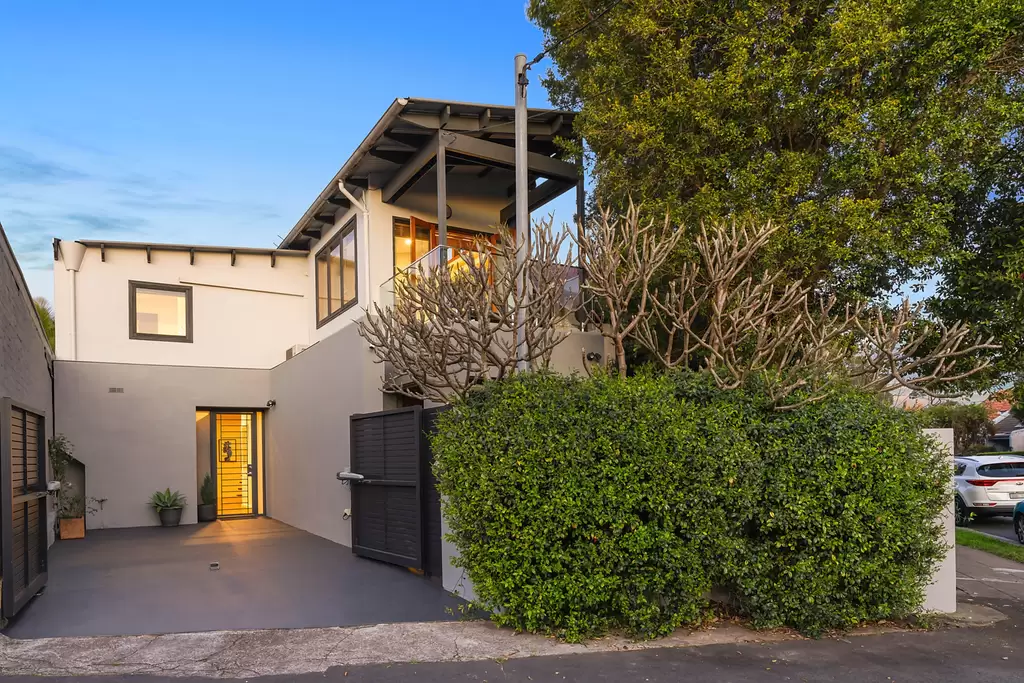 25 Juliett Lane, Marrickville Auction by Sydney Sotheby's International Realty