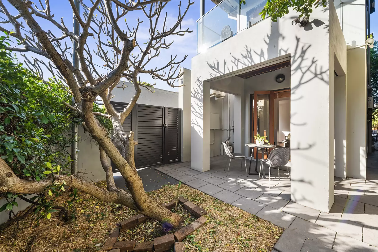 25 Juliett Lane, Marrickville Auction by Sydney Sotheby's International Realty - image 4