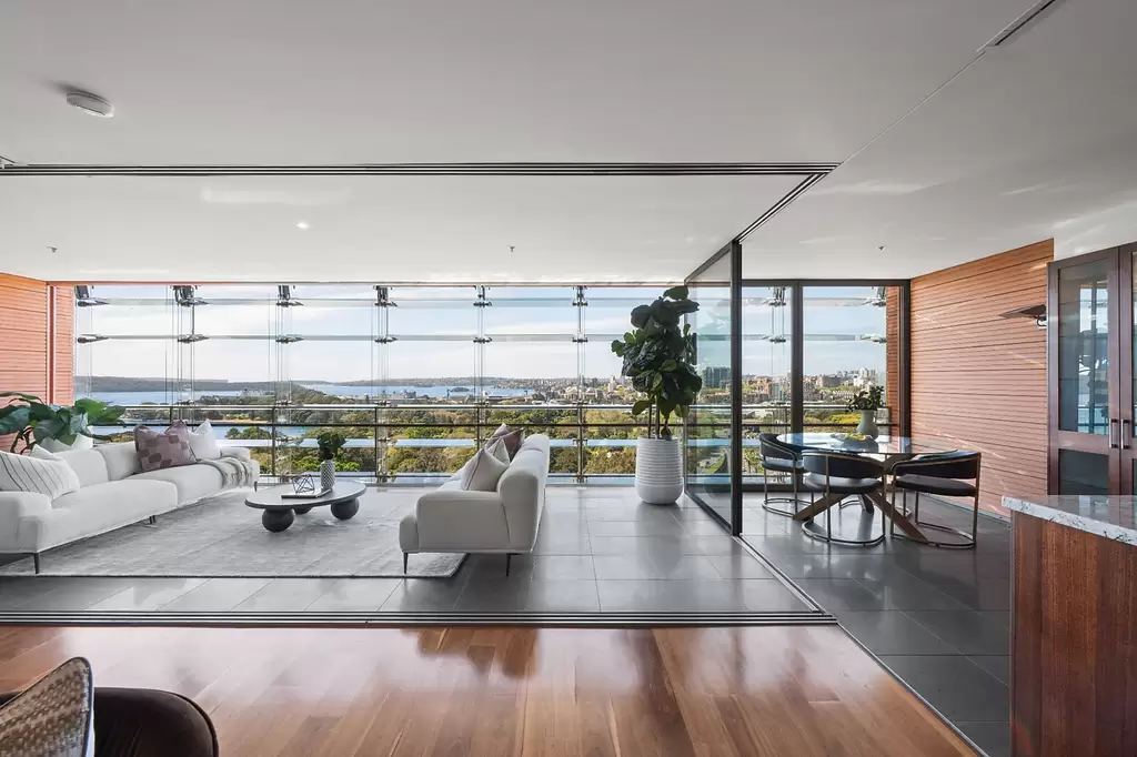53/155 Macquarie Street, Sydney For Sale by Sydney Sotheby's International Realty
