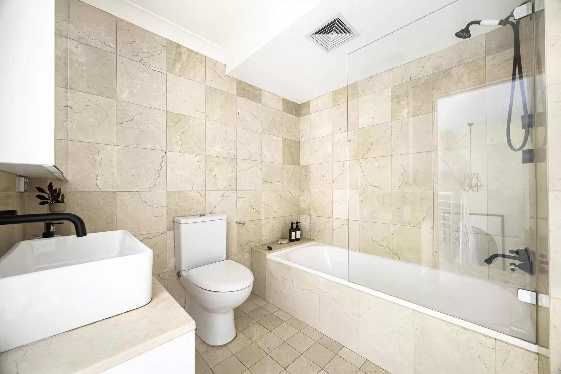 3/61-63 McLachlan Avenue, Rushcutters Bay Auction by Sydney Sotheby's International Realty - image 6