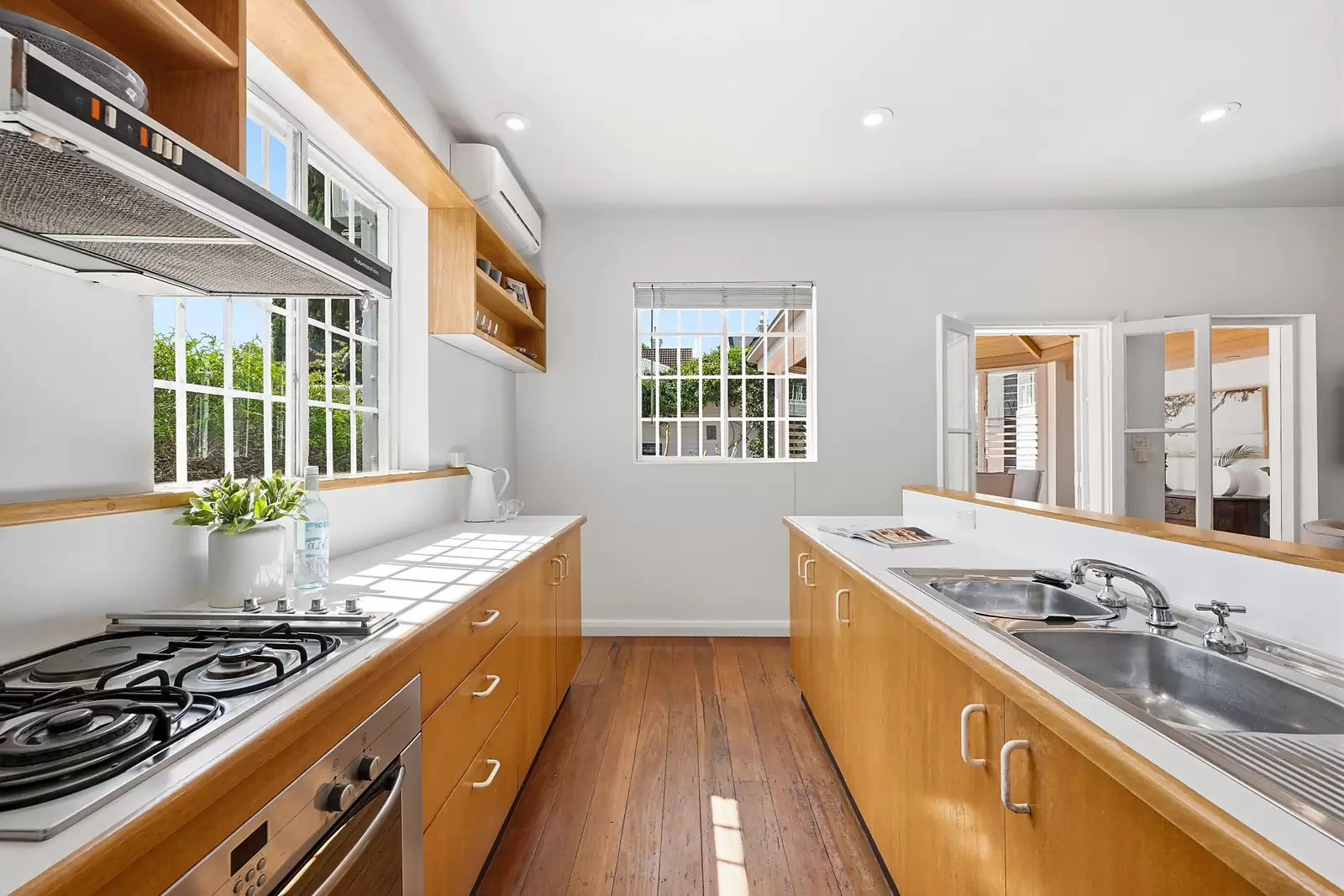 13 Harkness Street, Woollahra Sold by Sydney Sotheby's International Realty - image 6