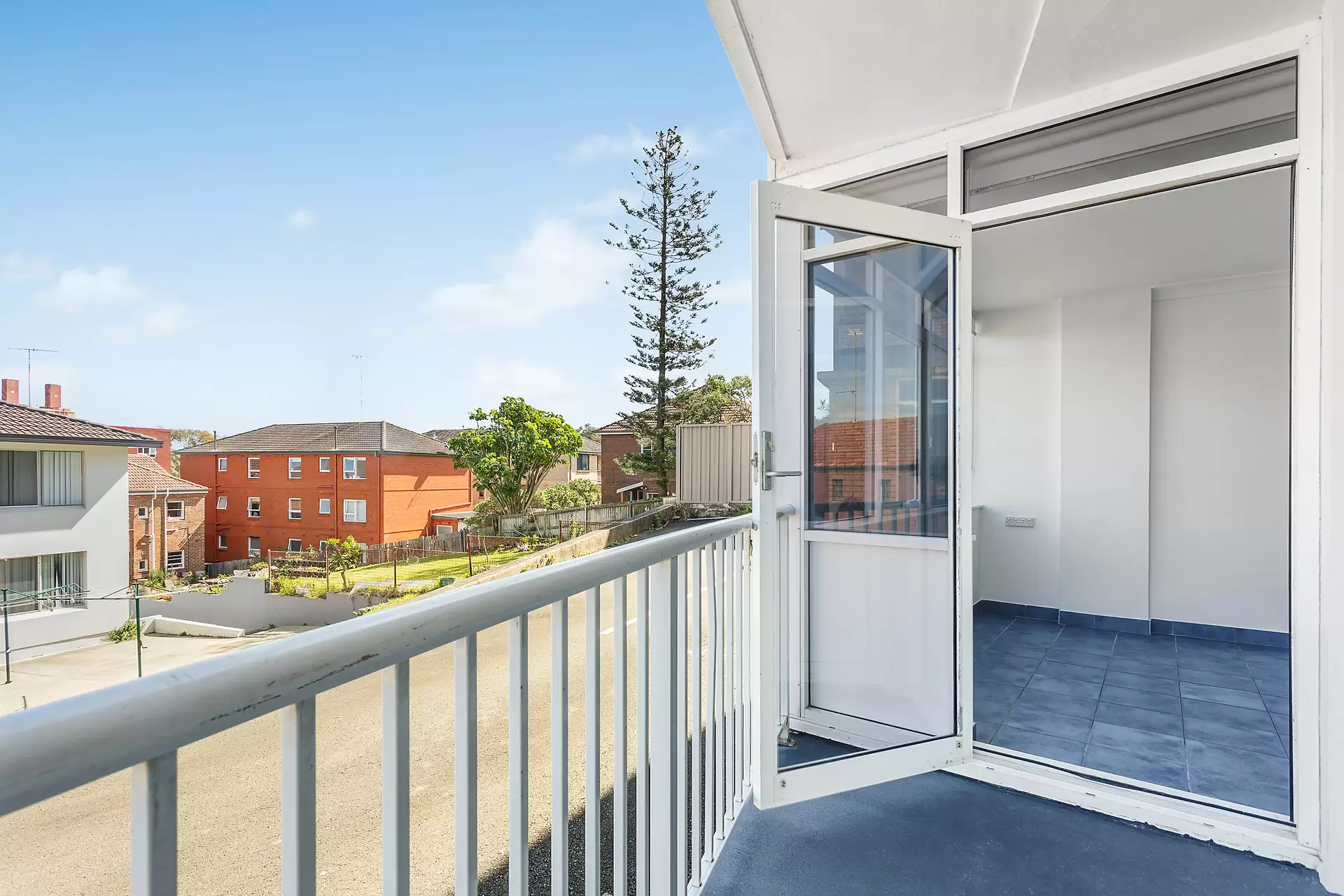 4A/16-20 Hereward Street, Maroubra Auction by Sydney Sotheby's International Realty - image 4