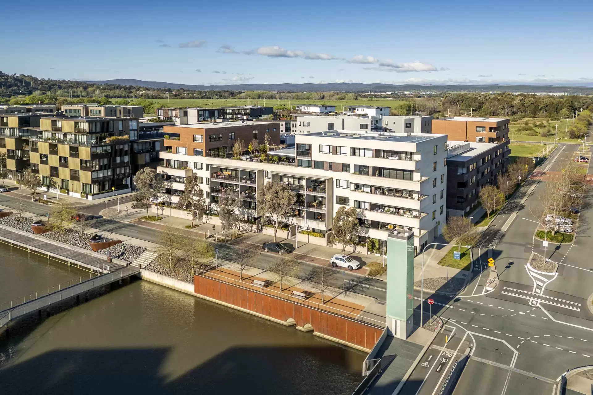219/2 Kerridge Street, Kingston For Sale by Sydney Sotheby's International Realty - image 2
