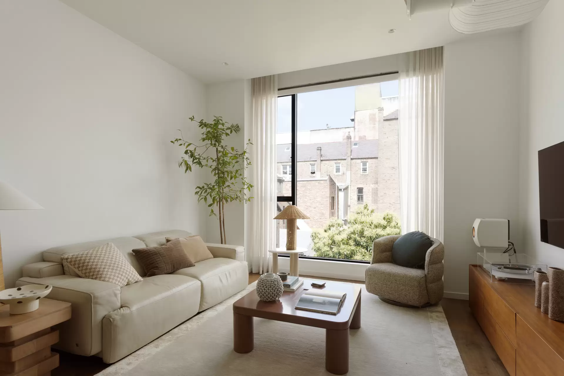 210/1a Great Buckingham Street, Redfern Auction by Sydney Sotheby's International Realty - image 1