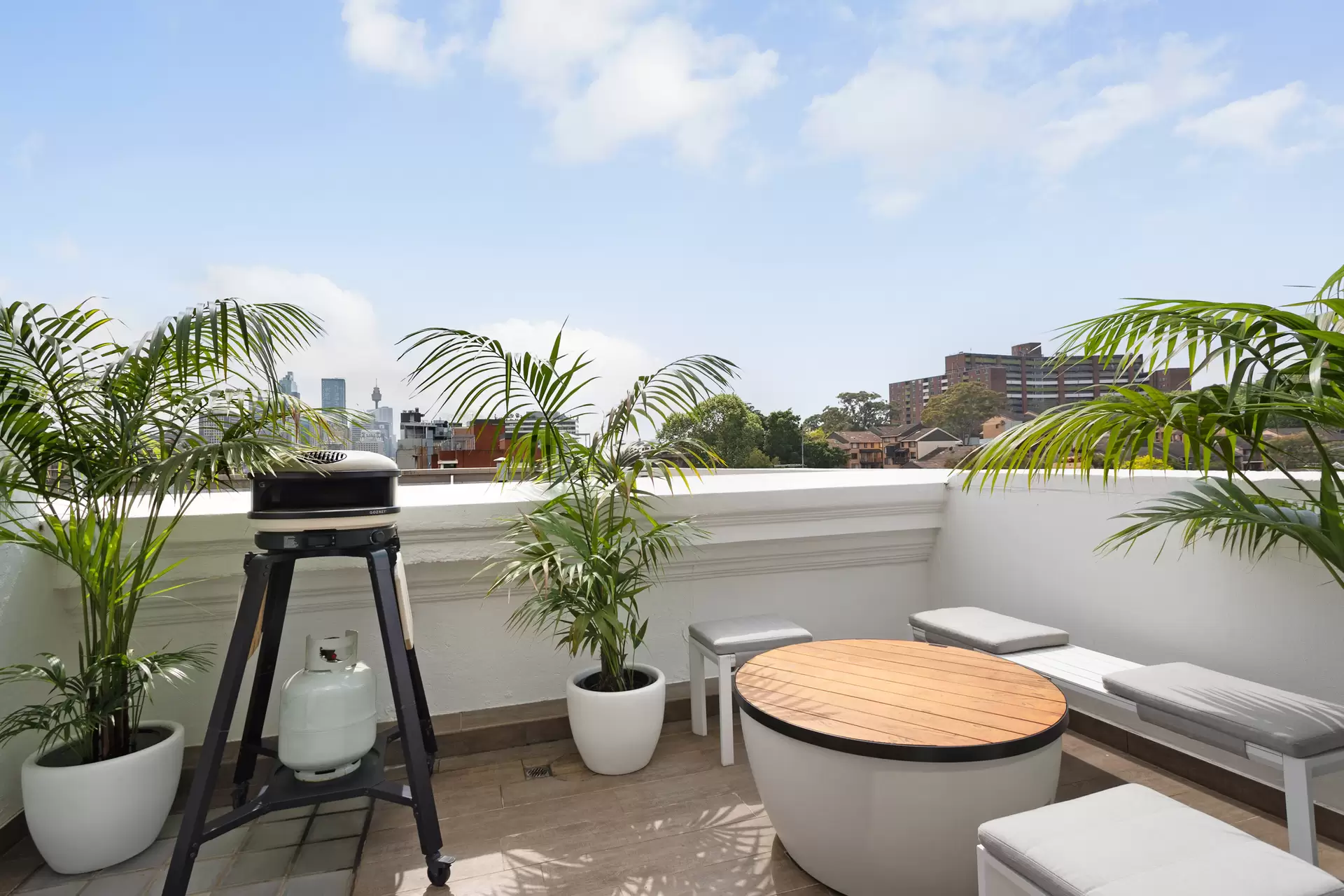 210/1a Great Buckingham Street, Redfern Auction by Sydney Sotheby's International Realty - image 1