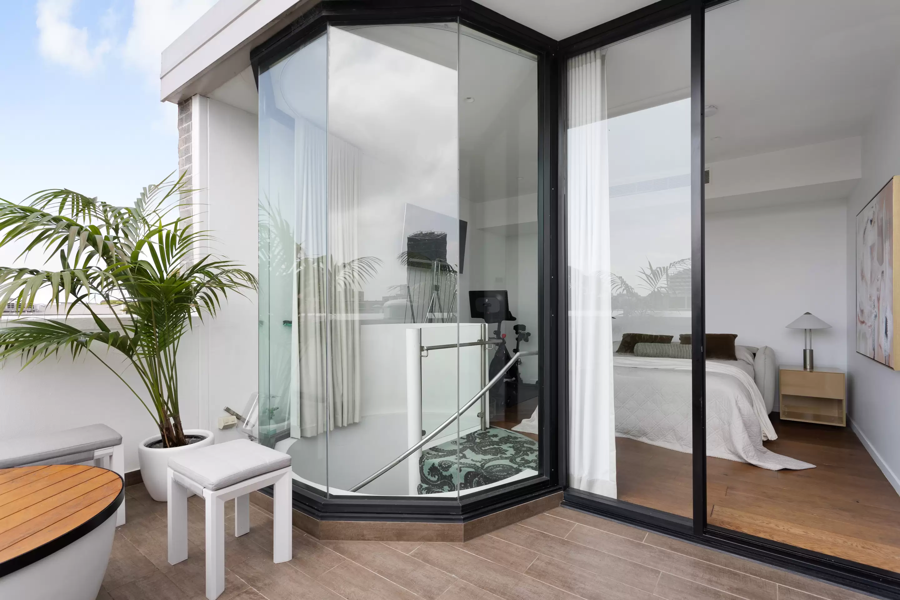 210/1a Great Buckingham Street, Redfern Auction by Sydney Sotheby's International Realty - image 12