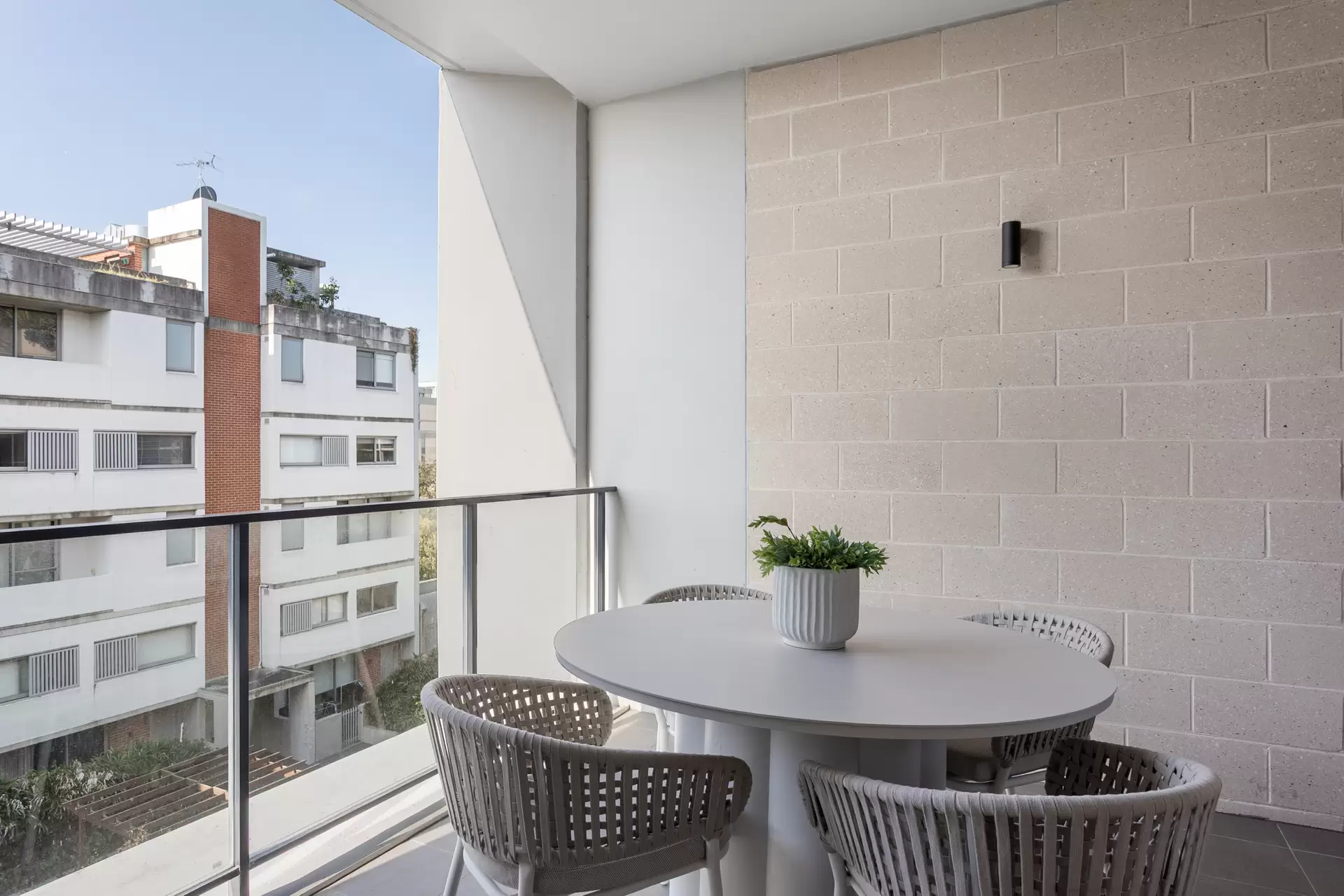 403/33-35 Dunning Avenue, Rosebery Auction by Sydney Sotheby's International Realty - image 1