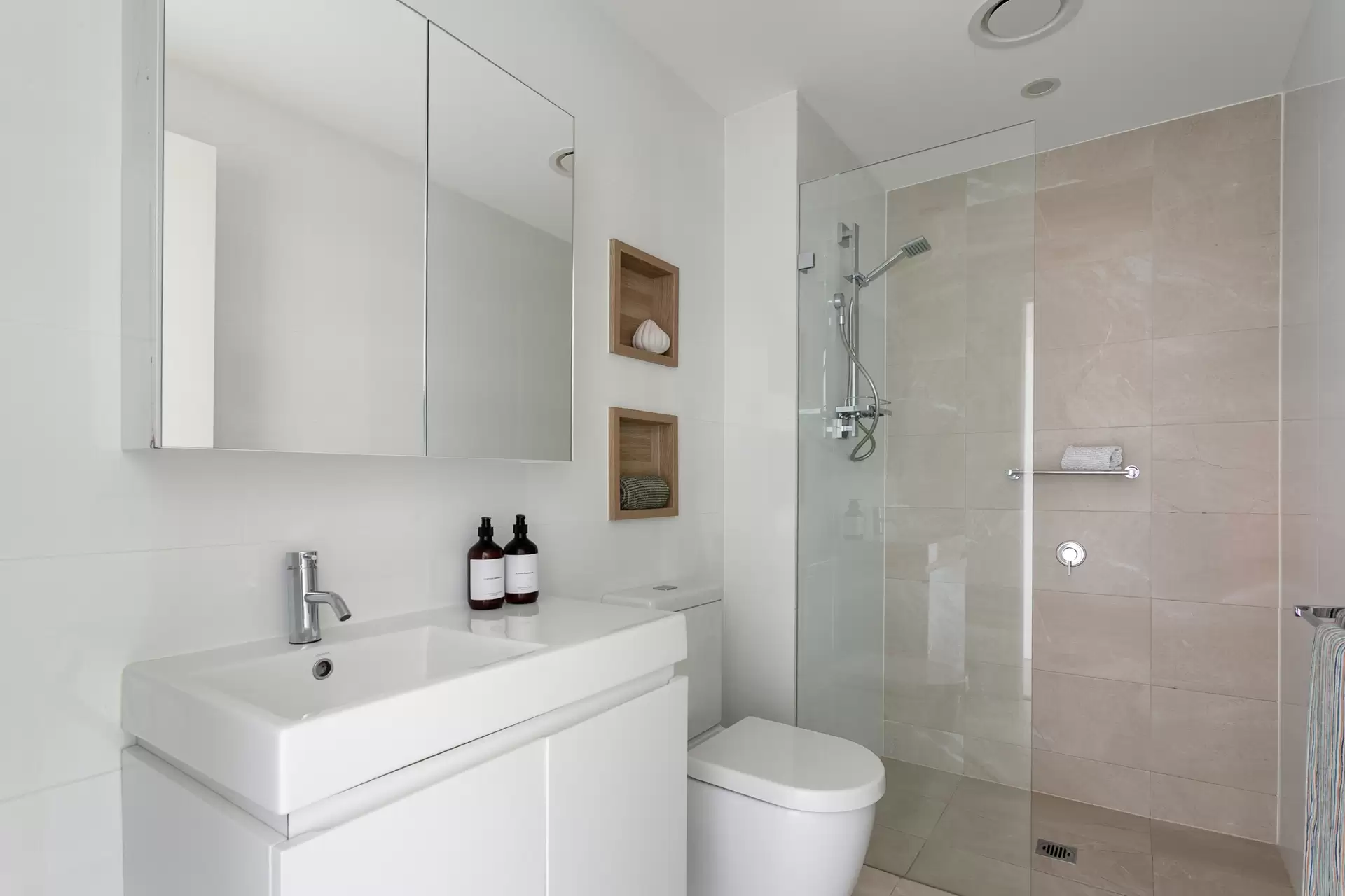 403/33-35 Dunning Avenue, Rosebery Auction by Sydney Sotheby's International Realty - image 1