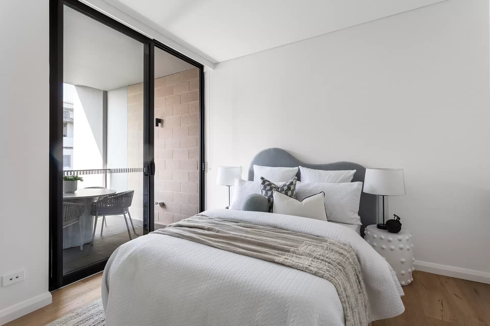 403/33-35 Dunning Avenue, Rosebery Auction by Sydney Sotheby's International Realty - image 1